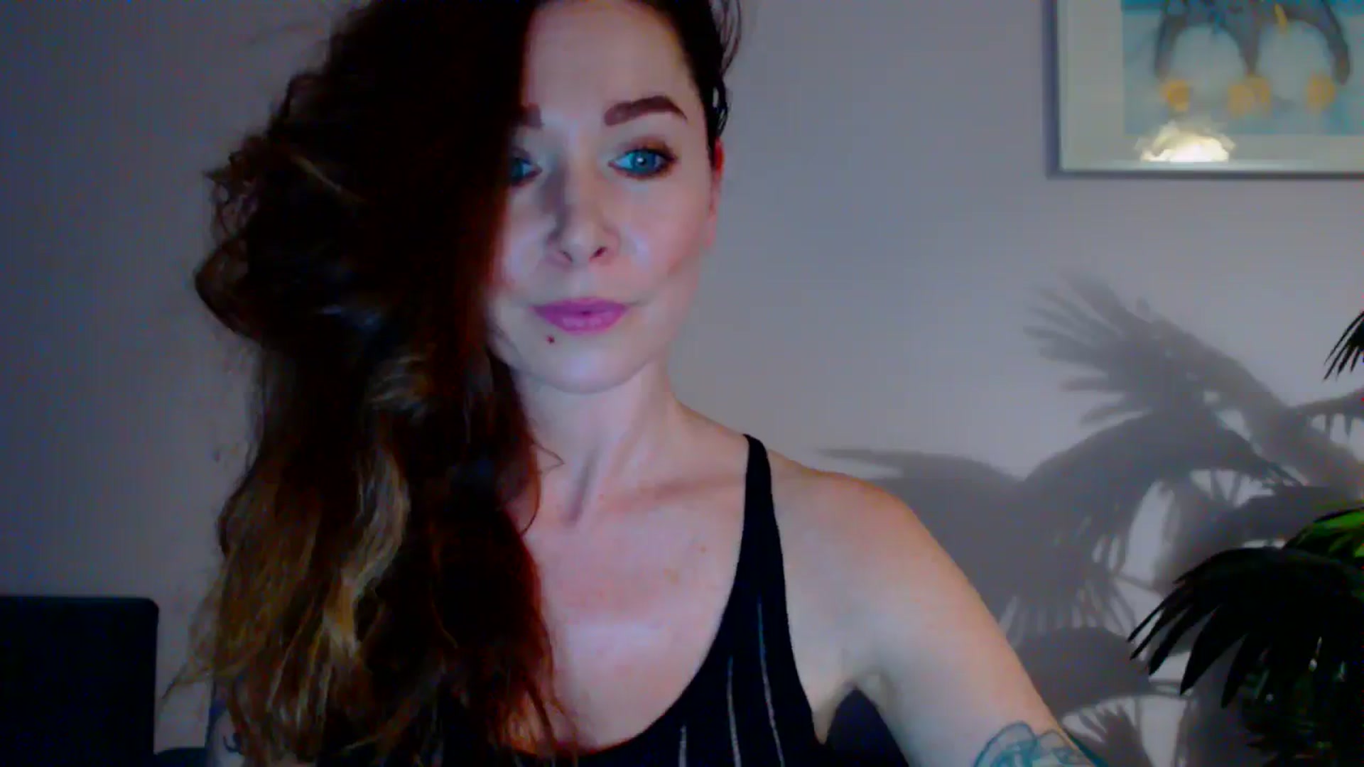 Gallery image thumbnail from Delilah_sweet's myfreecams stream on, 05/20/2024, 16:32 image 12 of 20