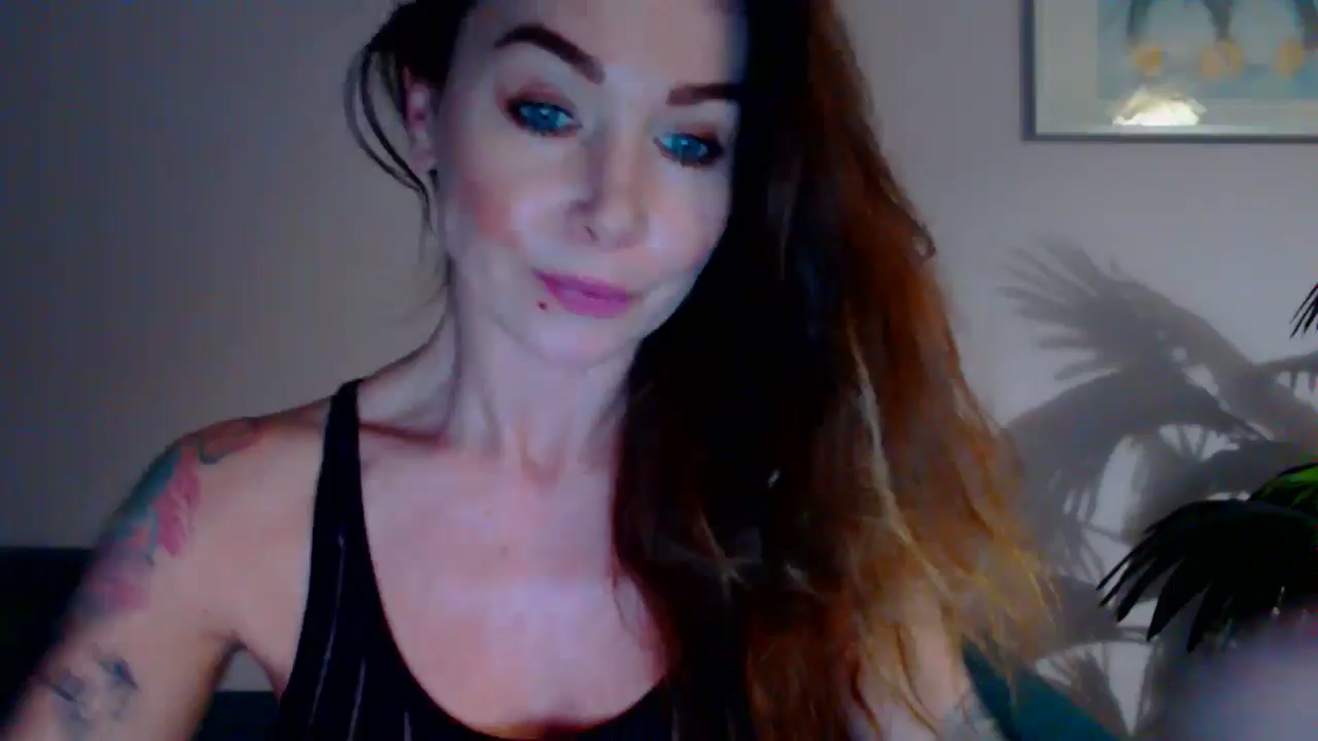 Gallery image thumbnail from Delilah_sweet's myfreecams stream on, 05/20/2024, 18:19 image 11 of 20