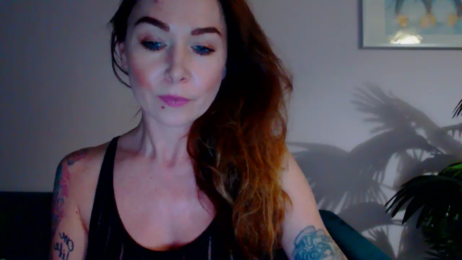 Gallery image thumbnail from Delilah_sweet's myfreecams stream on, 05/20/2024, 18:19 image 9 of 20