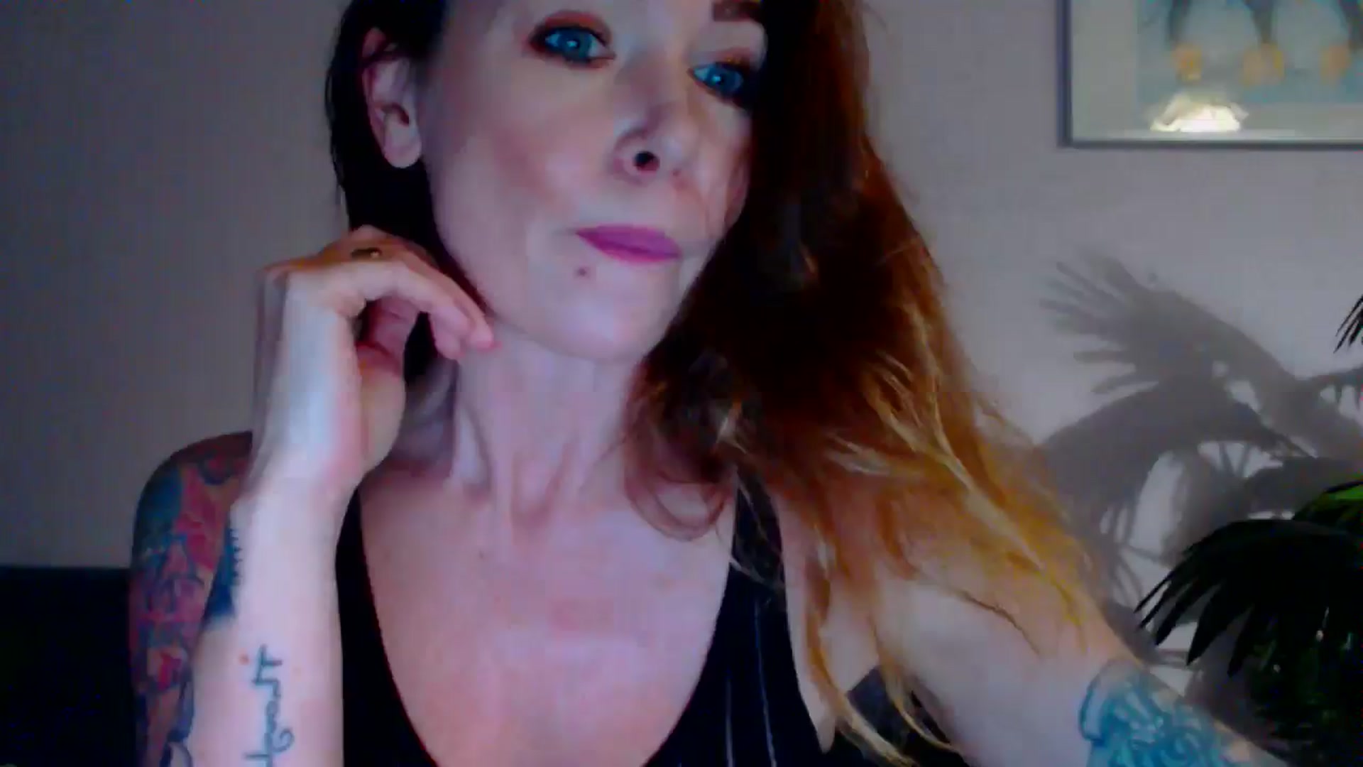 Gallery image thumbnail from Delilah_sweet's myfreecams stream on, 05/20/2024, 18:19 image 5 of 20