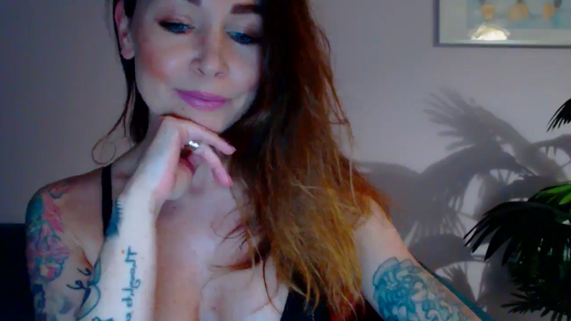 Gallery image thumbnail from Delilah_sweet's myfreecams stream on, 05/21/2024, 15:47 image 15 of 20
