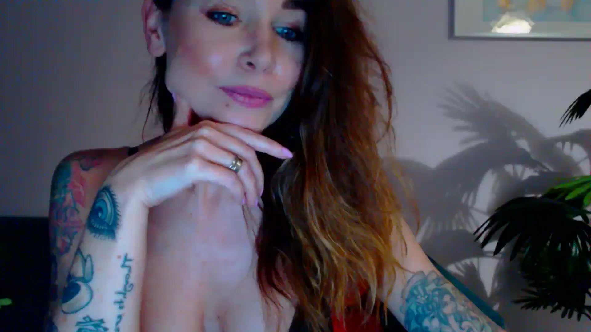 Gallery image thumbnail from Delilah_sweet's myfreecams stream on, 05/21/2024, 17:34 image 16 of 20