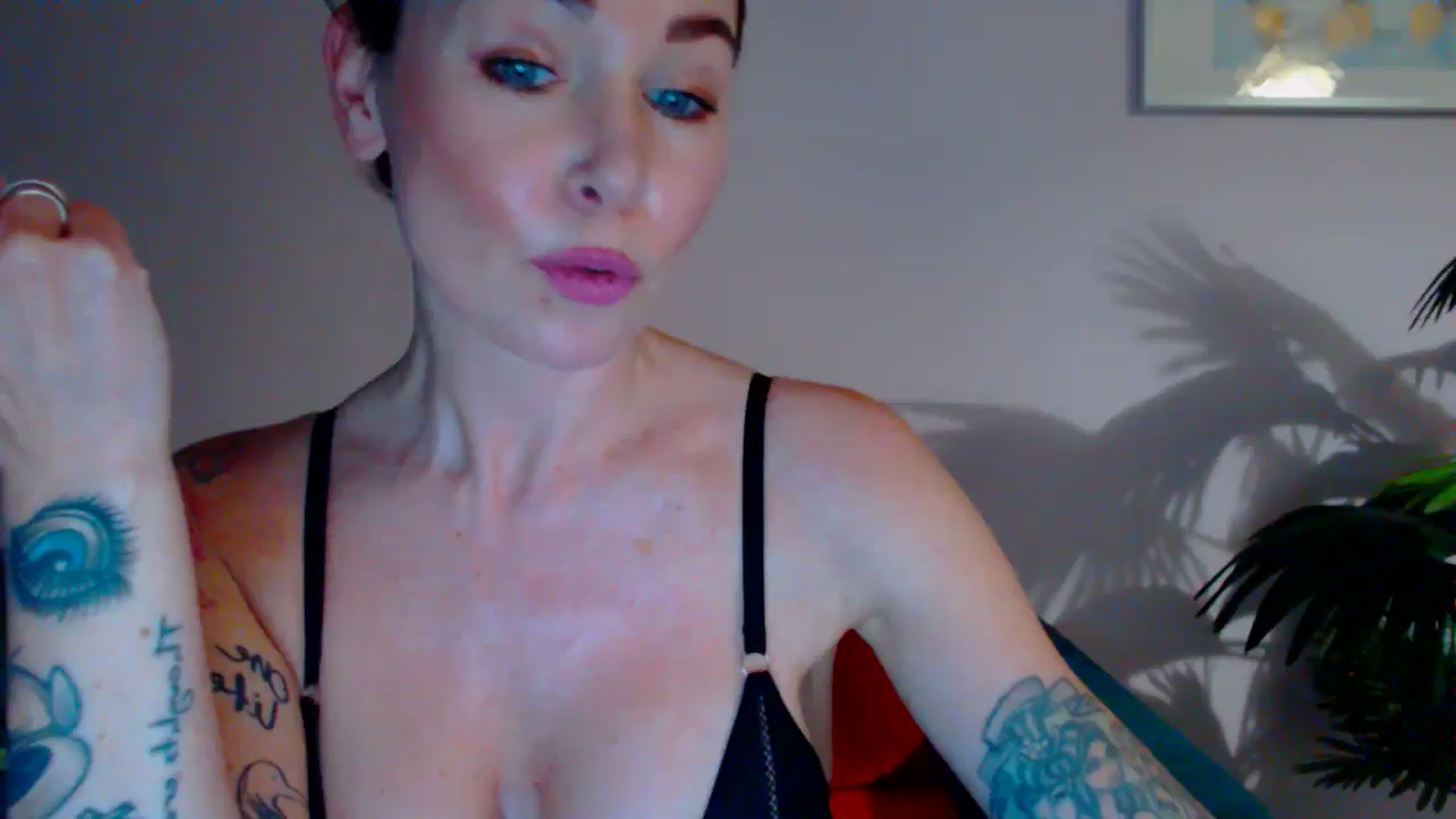 Gallery image thumbnail from Delilah_sweet's myfreecams stream on, 05/21/2024, 17:34 image 20 of 20