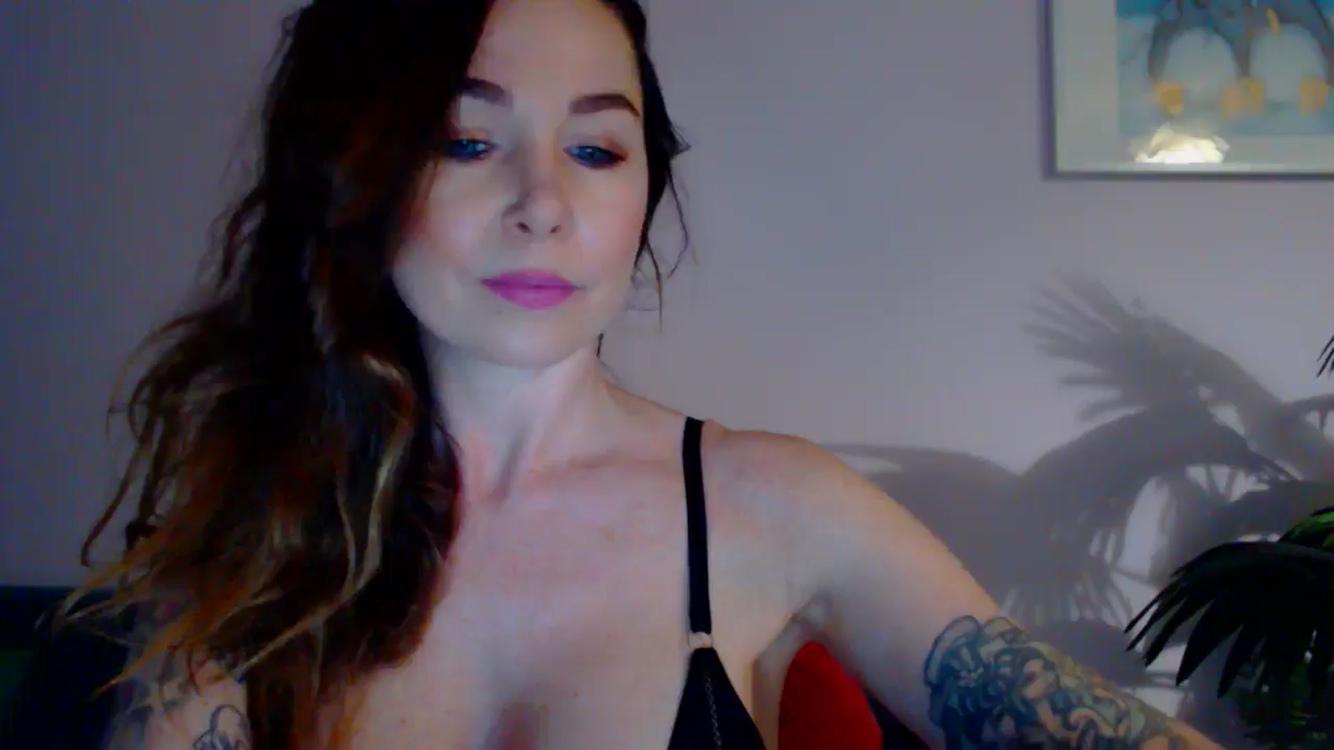 Gallery image thumbnail from Delilah_sweet's myfreecams stream on, 05/22/2024, 15:23 image 5 of 20