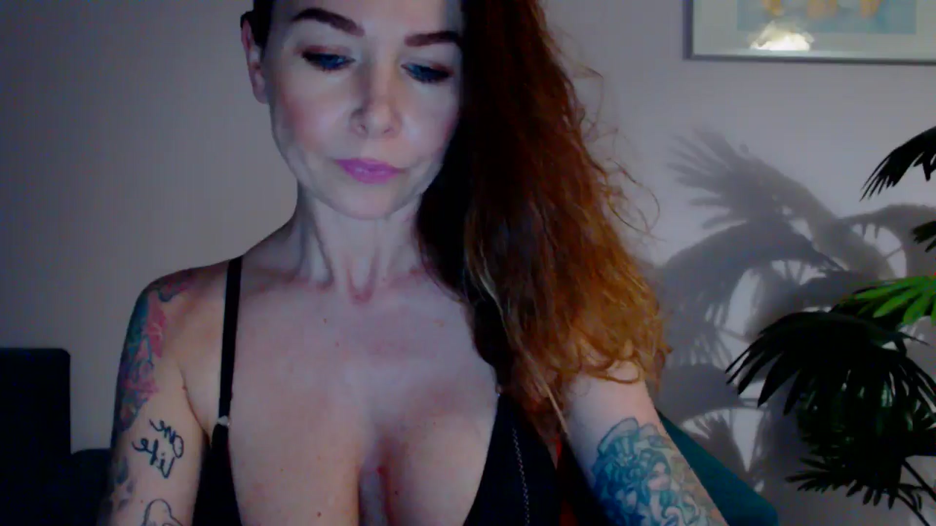 Gallery image thumbnail from Delilah_sweet's myfreecams stream on, 05/22/2024, 17:00 image 13 of 20
