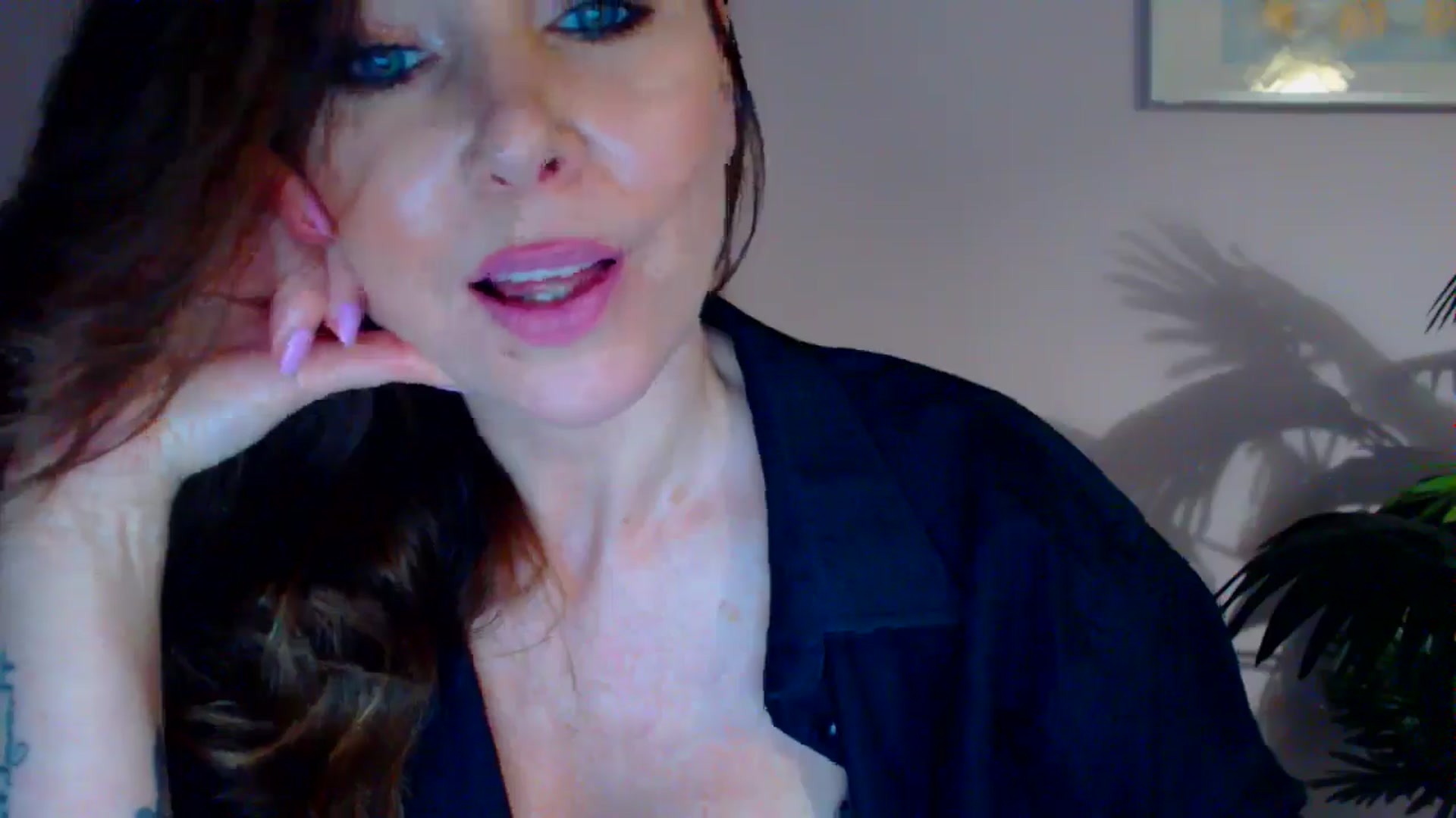 Gallery image thumbnail from Delilah_sweet's myfreecams stream on, 05/23/2024, 13:12 image 14 of 20