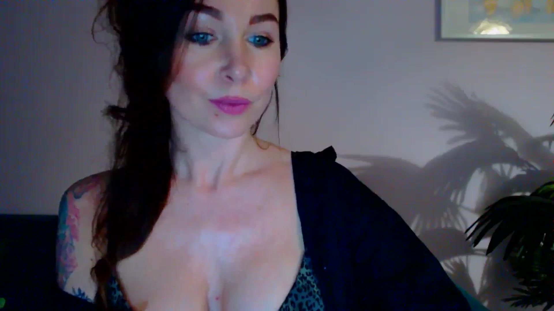 Gallery image thumbnail from Delilah_sweet's myfreecams stream on, 05/23/2024, 15:14 image 9 of 20