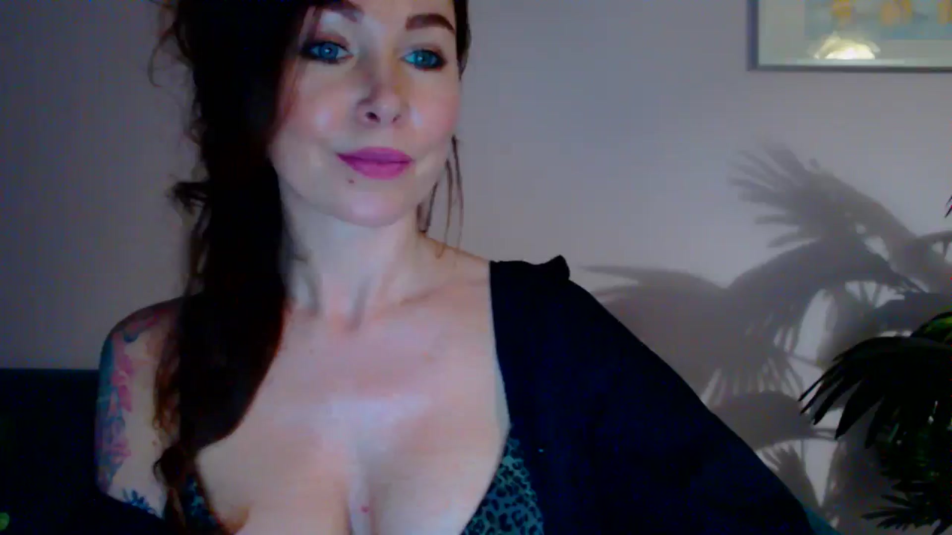 Gallery image thumbnail from Delilah_sweet's myfreecams stream on, 05/23/2024, 15:14 image 11 of 20