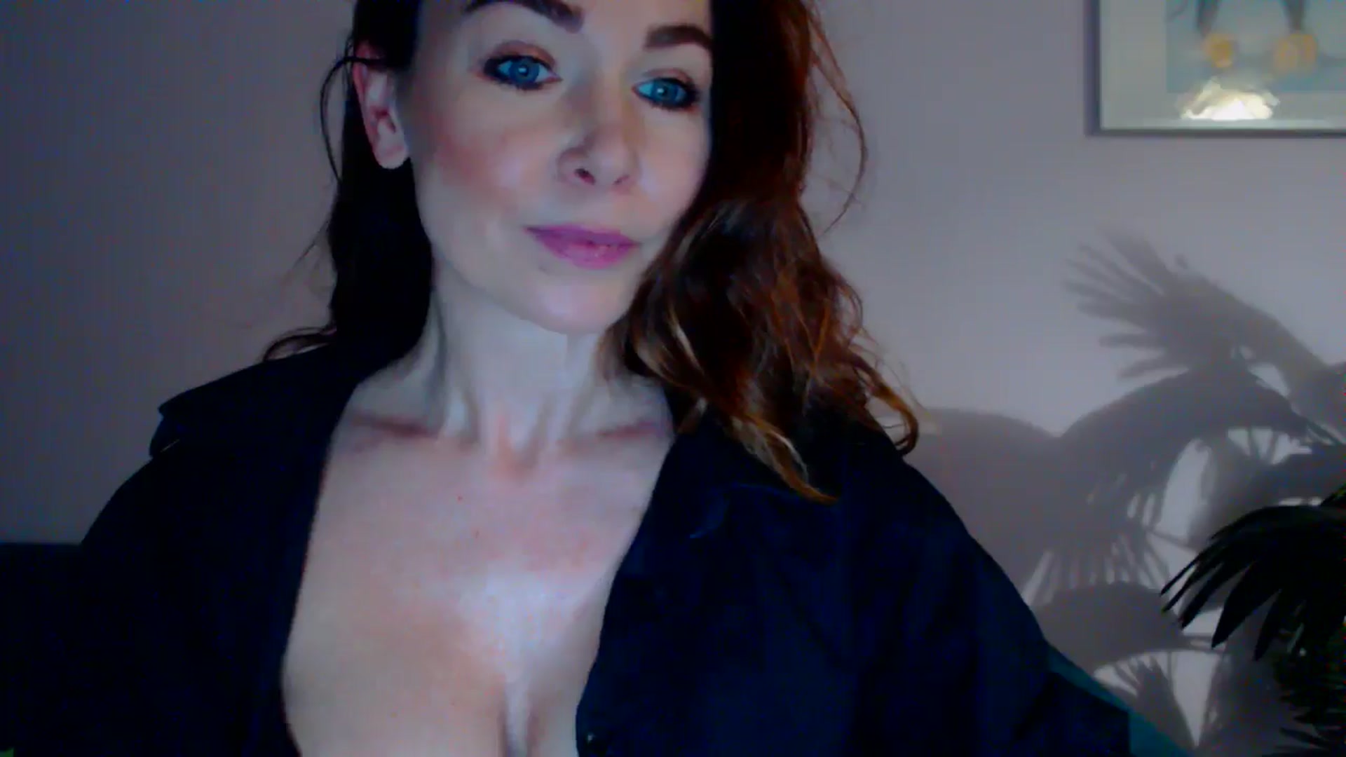 Gallery image thumbnail from Delilah_sweet's myfreecams stream on, 05/27/2024, 15:40 image 18 of 20