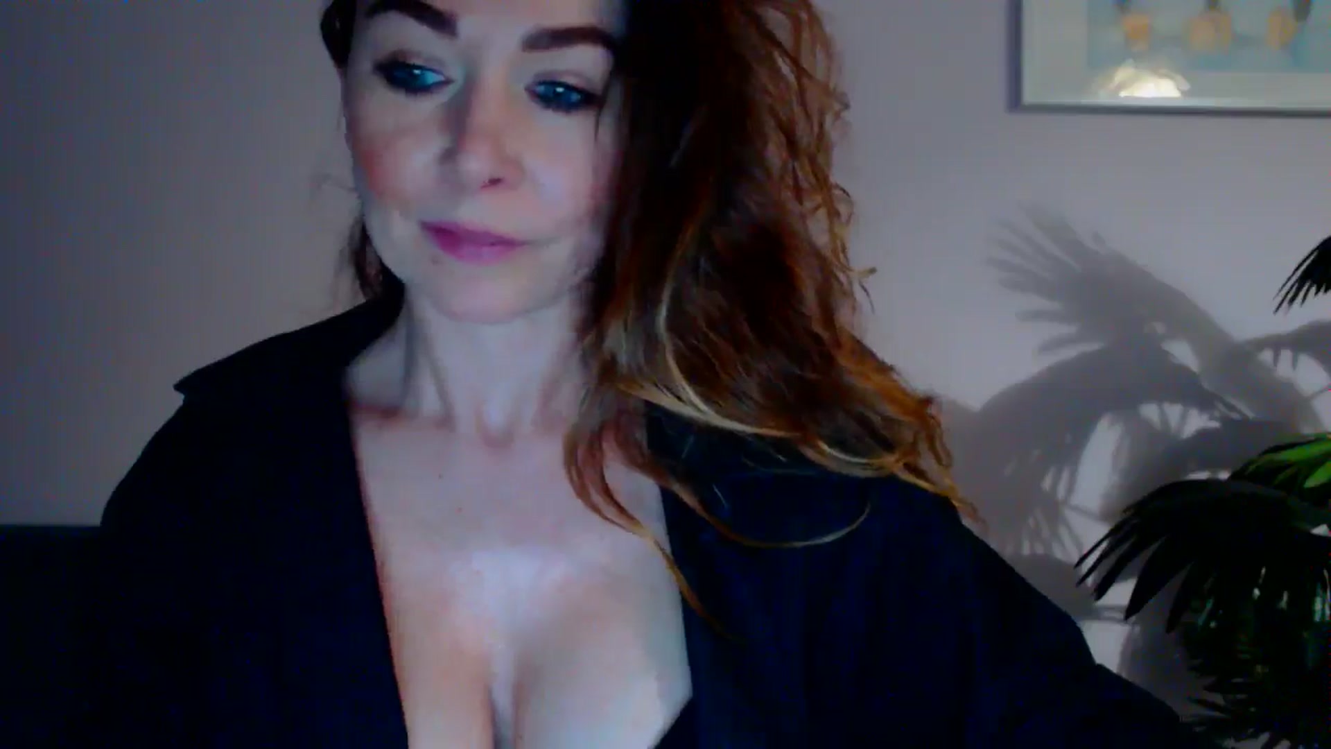 Gallery image thumbnail from Delilah_sweet's myfreecams stream on, 05/27/2024, 16:05 image 7 of 20