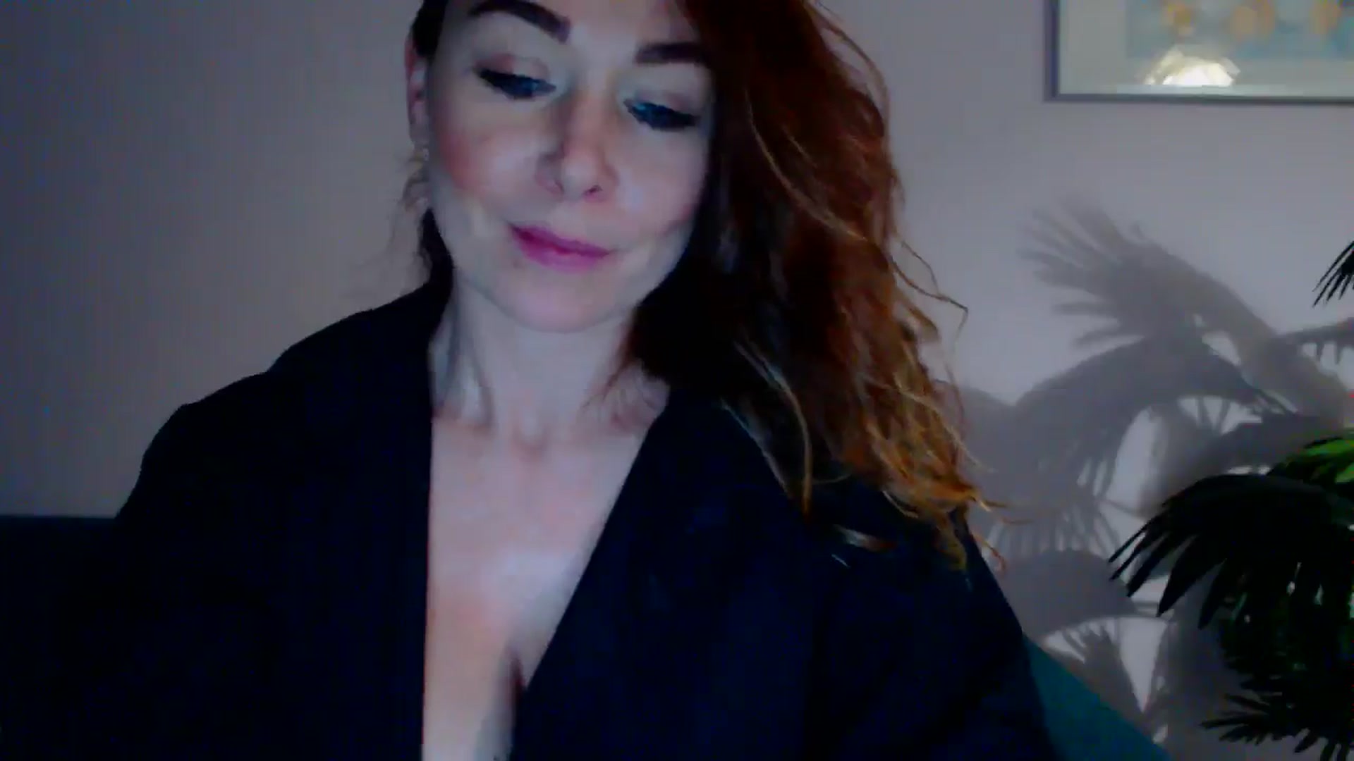 Gallery image thumbnail from Delilah_sweet's myfreecams stream on, 05/27/2024, 16:40 image 14 of 20