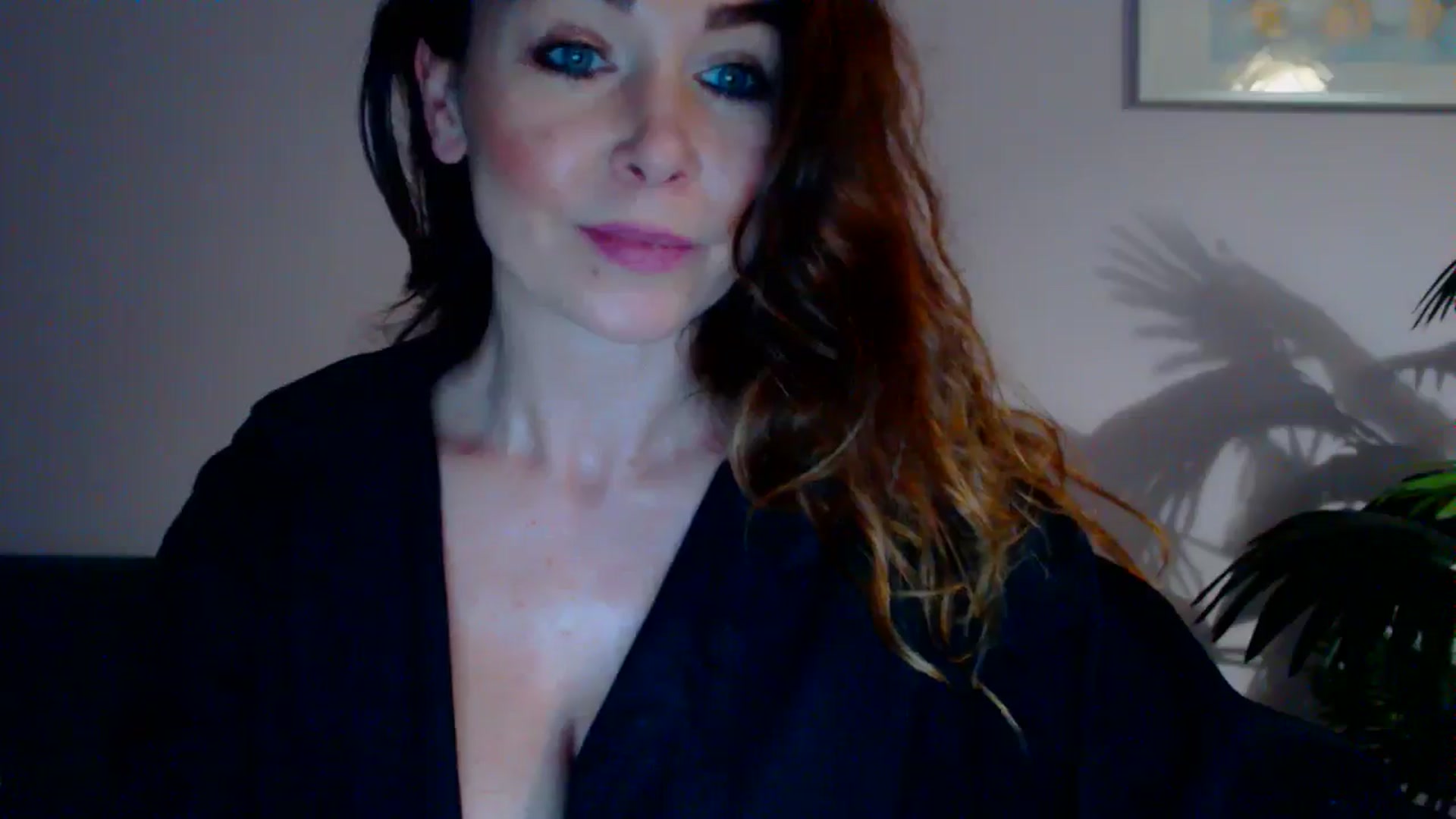 Gallery image thumbnail from Delilah_sweet's myfreecams stream on, 05/27/2024, 16:40 image 11 of 20