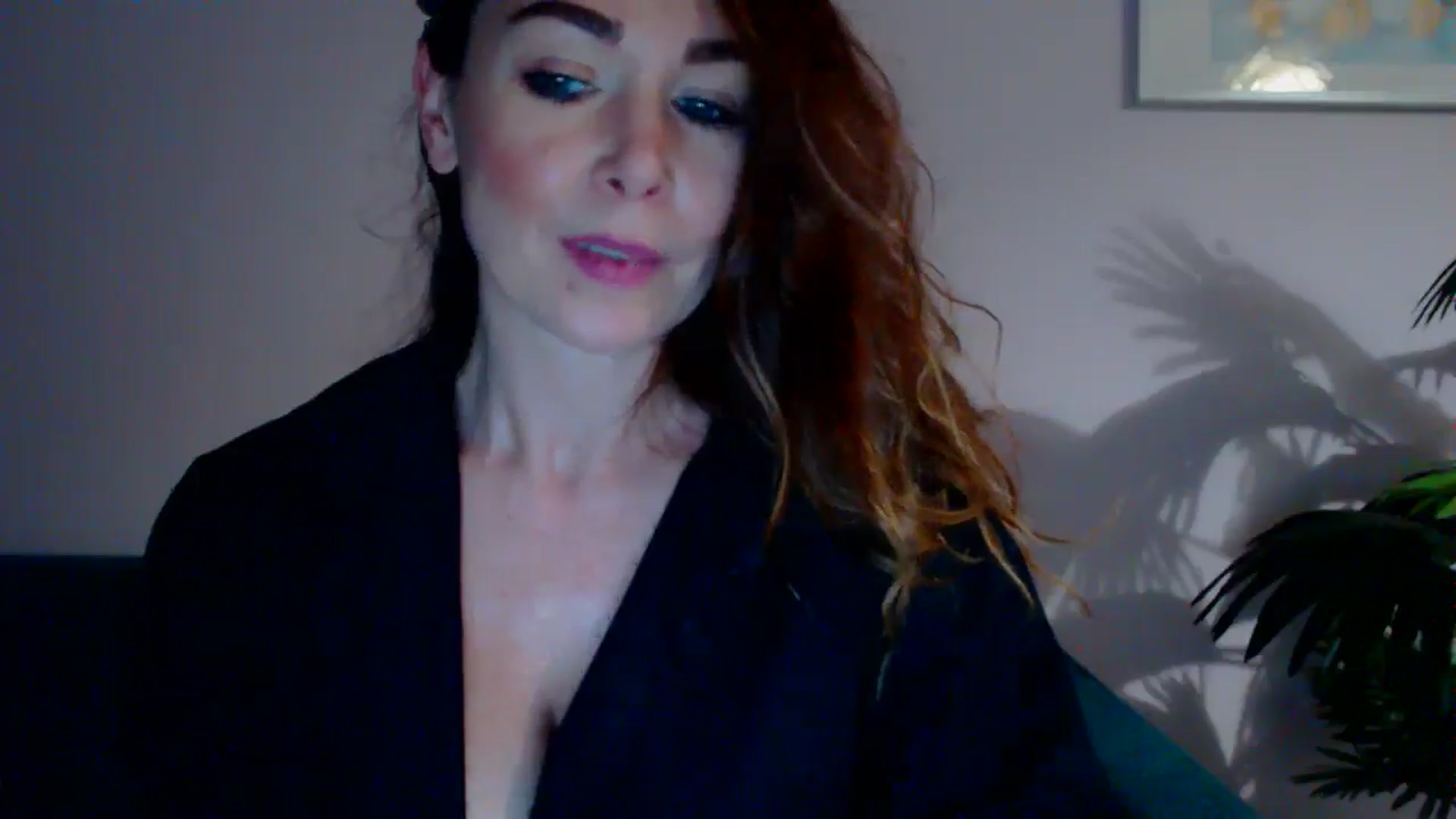 Gallery image thumbnail from Delilah_sweet's myfreecams stream on, 05/27/2024, 16:40 image 15 of 20