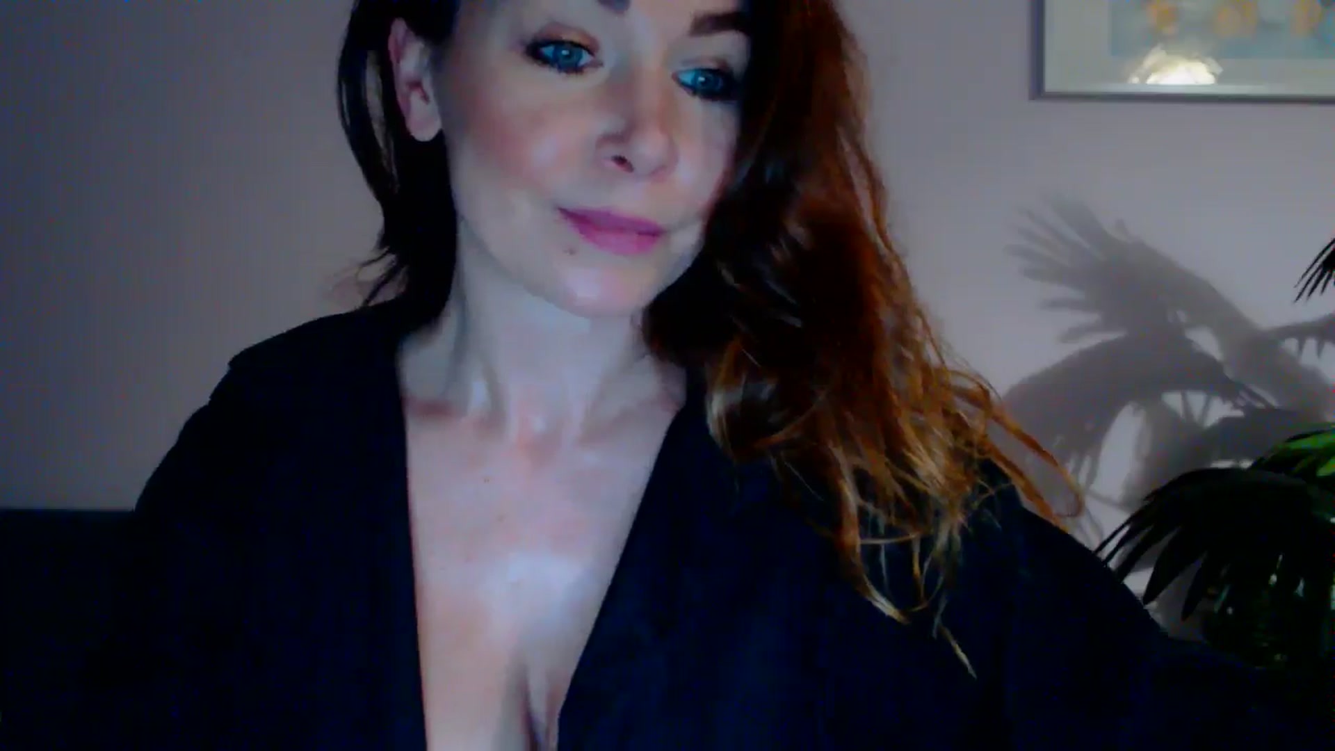 Gallery image thumbnail from Delilah_sweet's myfreecams stream on, 05/27/2024, 16:40 image 10 of 20