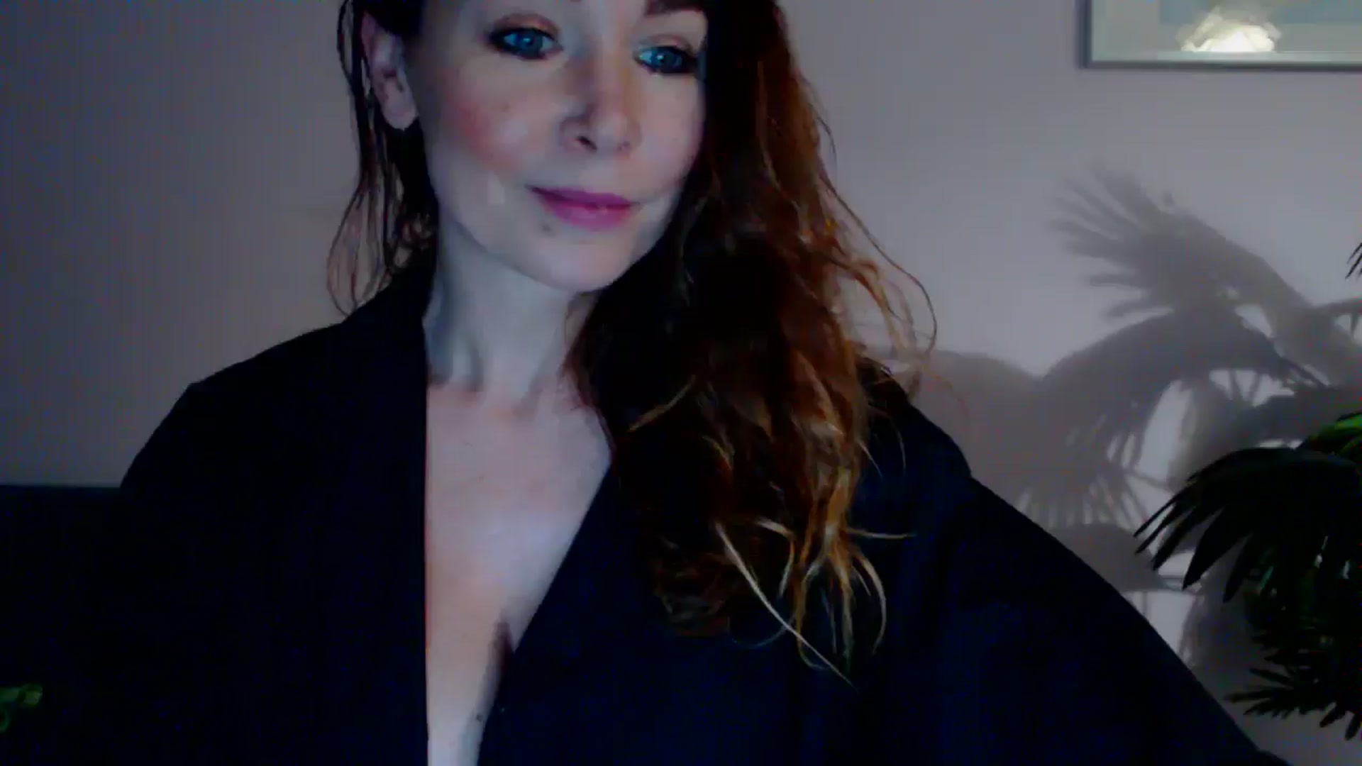 Gallery image thumbnail from Delilah_sweet's myfreecams stream on, 05/27/2024, 17:15 image 6 of 20