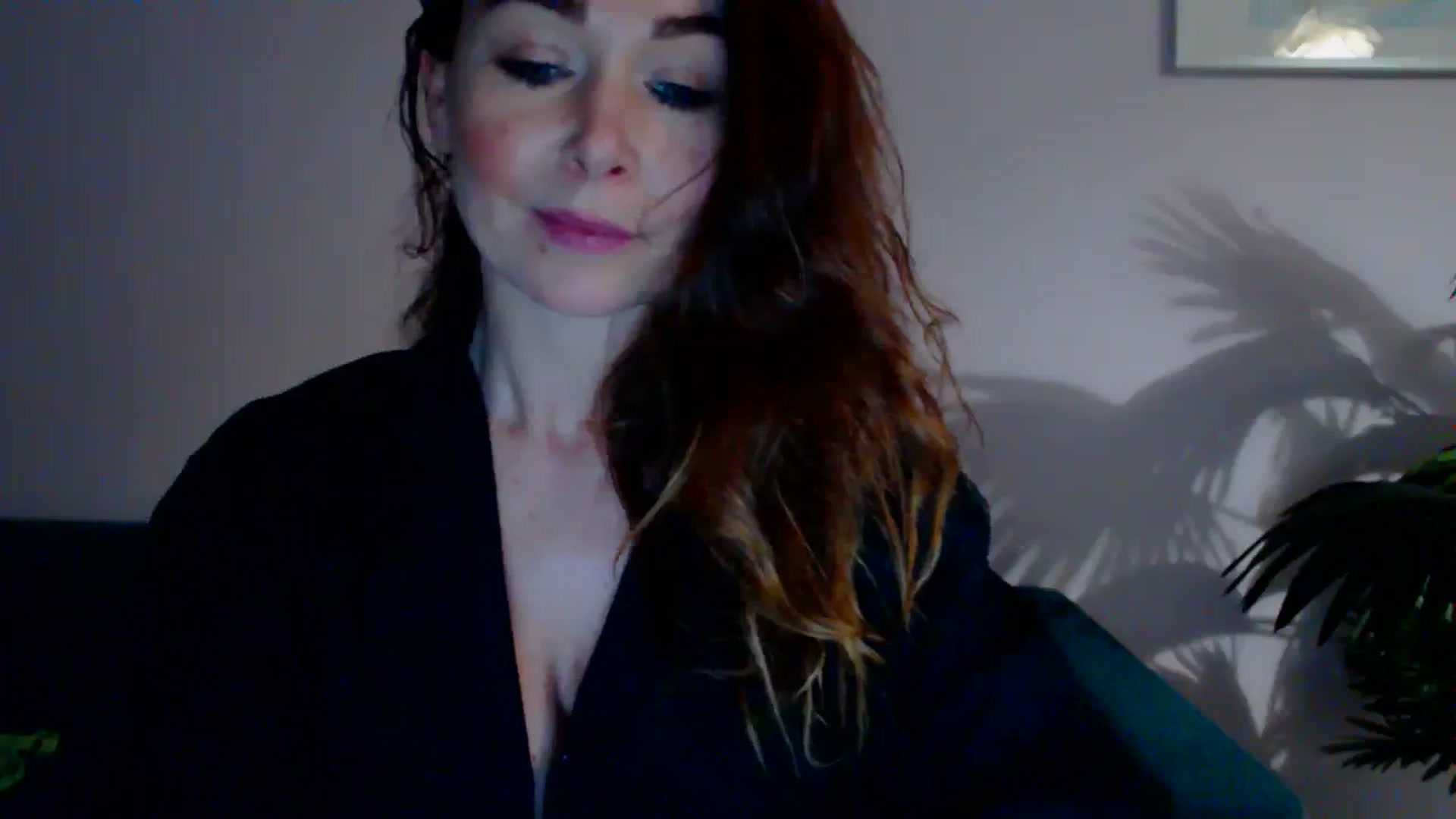 Gallery image thumbnail from Delilah_sweet's myfreecams stream on, 05/27/2024, 17:15 image 13 of 20