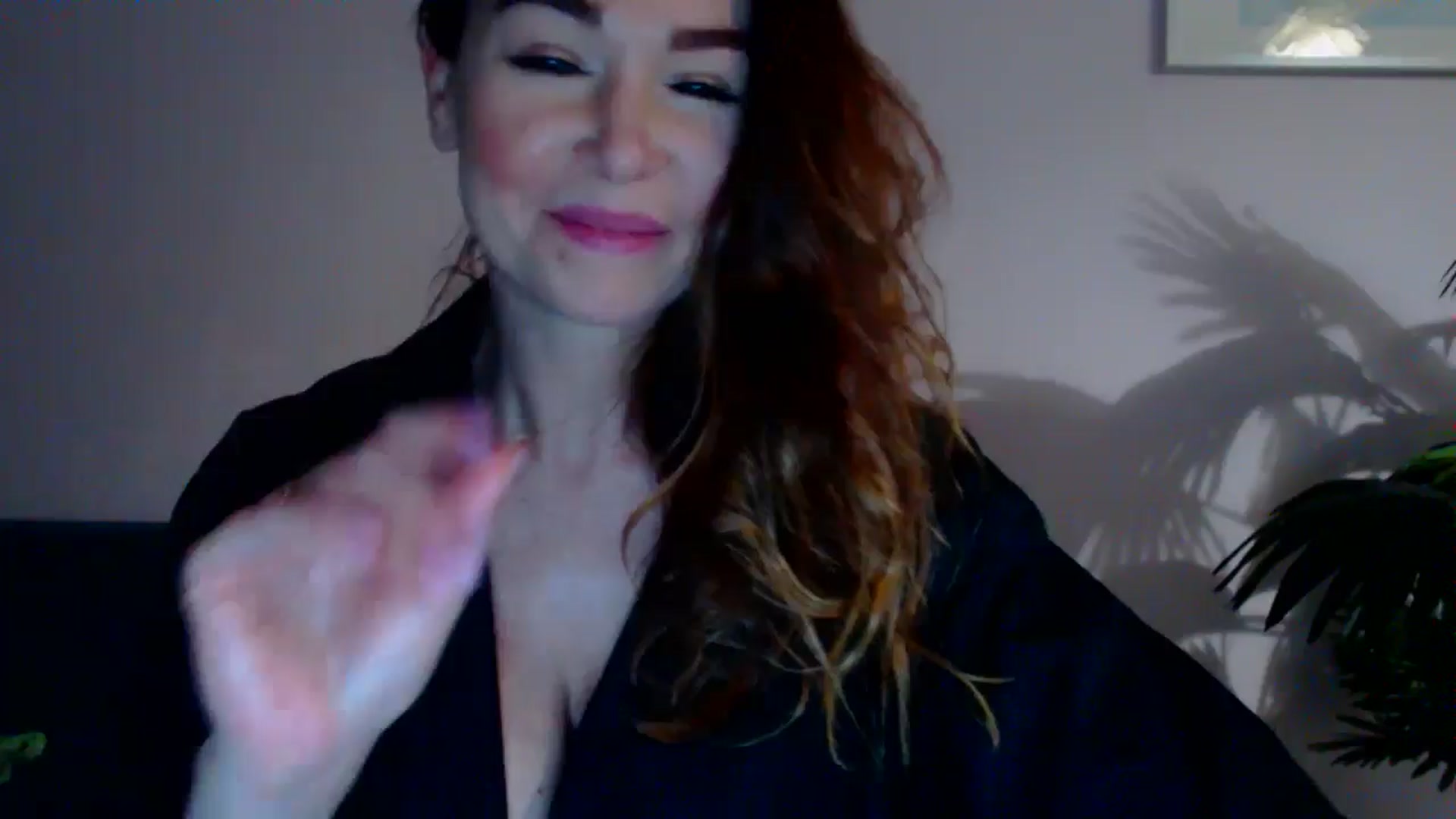 Gallery image thumbnail from Delilah_sweet's myfreecams stream on, 05/27/2024, 17:15 image 3 of 20