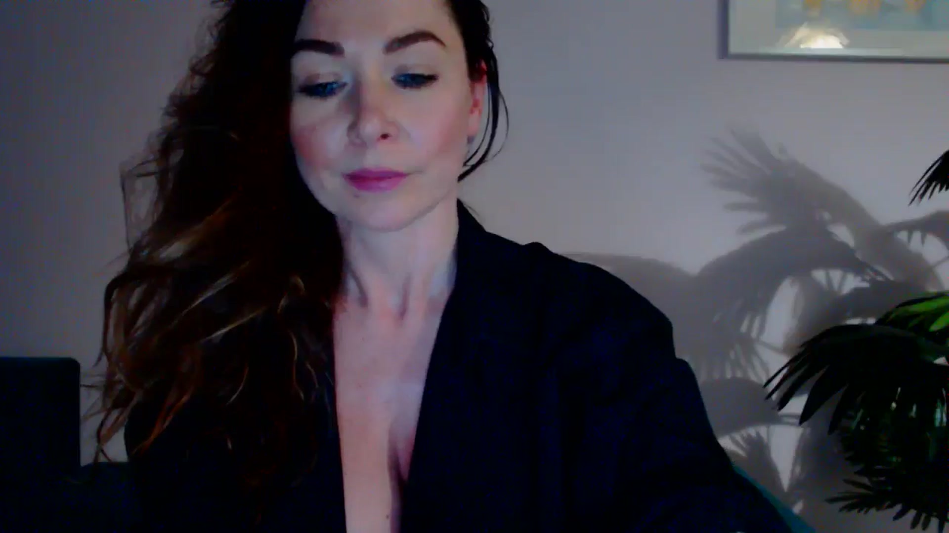 Gallery image thumbnail from Delilah_sweet's myfreecams stream on, 05/27/2024, 17:36 image 8 of 20