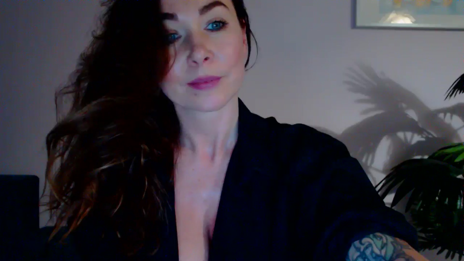 Gallery image thumbnail from Delilah_sweet's myfreecams stream on, 05/27/2024, 17:36 image 7 of 20