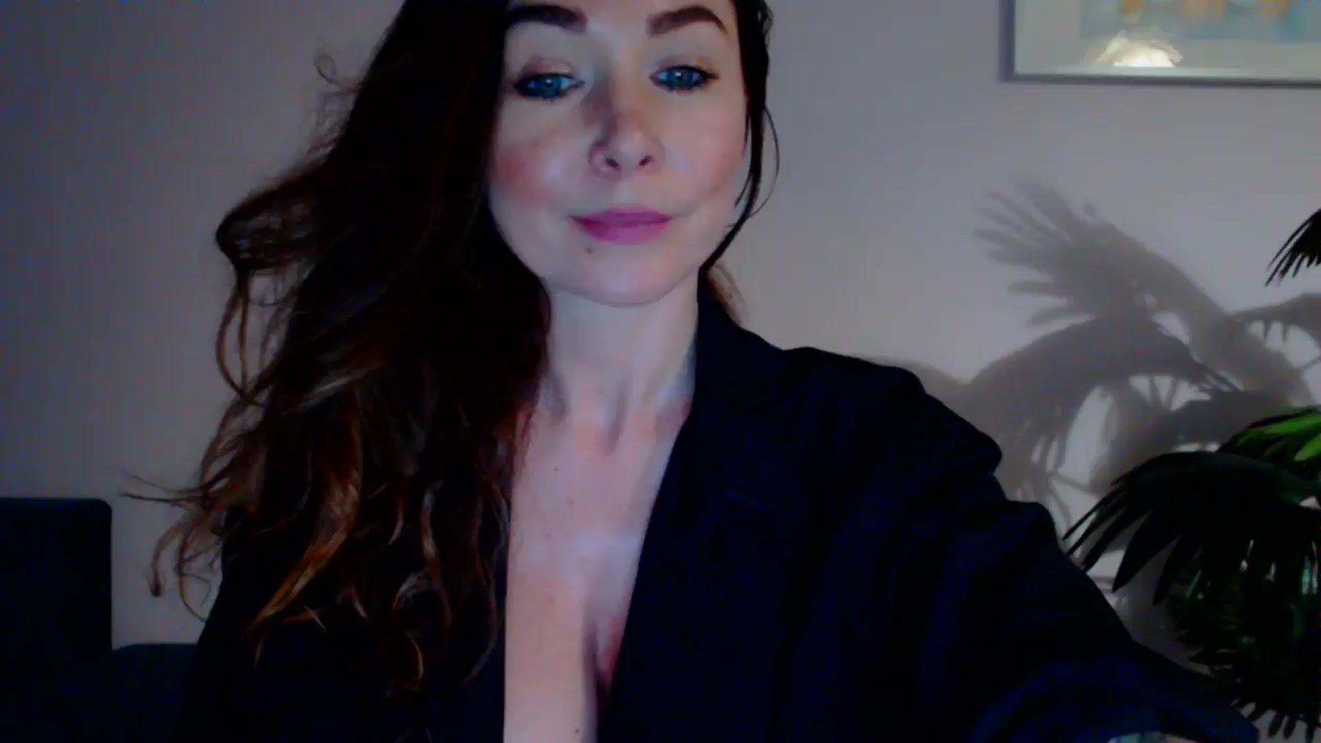 Gallery image thumbnail from Delilah_sweet's myfreecams stream on, 05/27/2024, 17:36 image 2 of 20