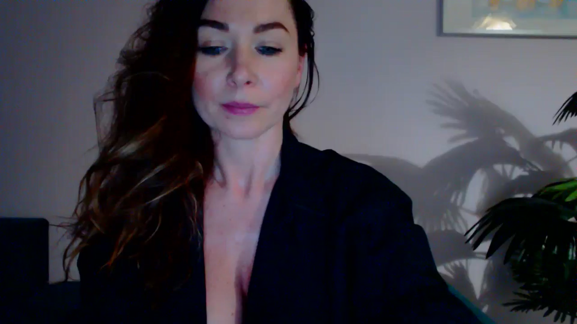 Gallery image thumbnail from Delilah_sweet's myfreecams stream on, 05/27/2024, 17:36 image 10 of 20