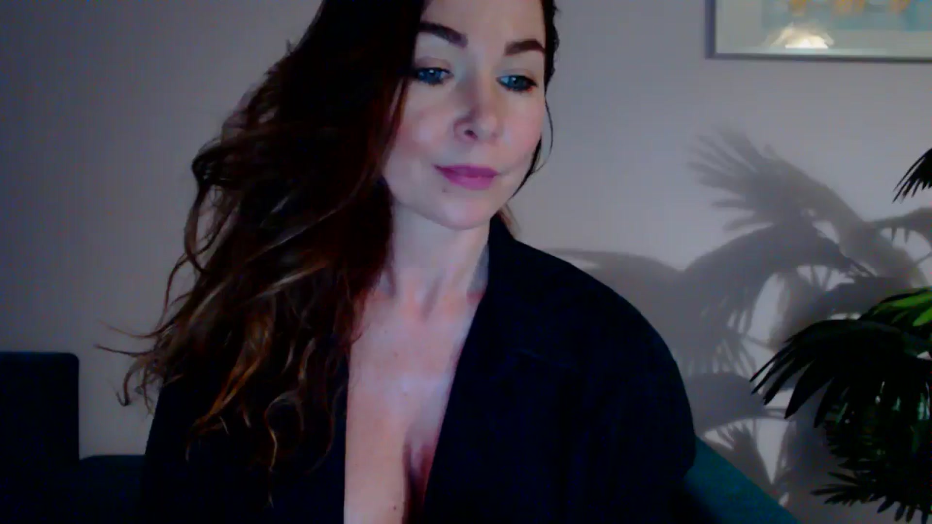 Gallery image thumbnail from Delilah_sweet's myfreecams stream on, 05/27/2024, 17:36 image 5 of 20