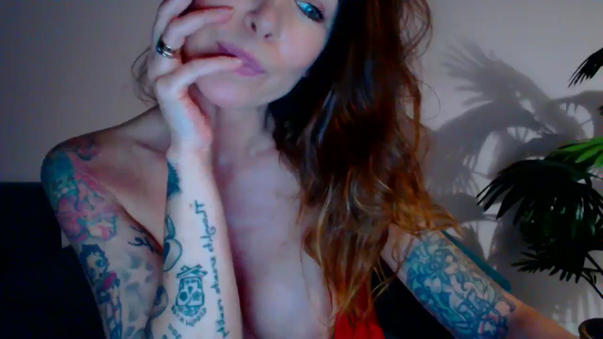 Gallery image thumbnail from Delilah_sweet's myfreecams stream on, 06/03/2024, 16:06 image 18 of 20