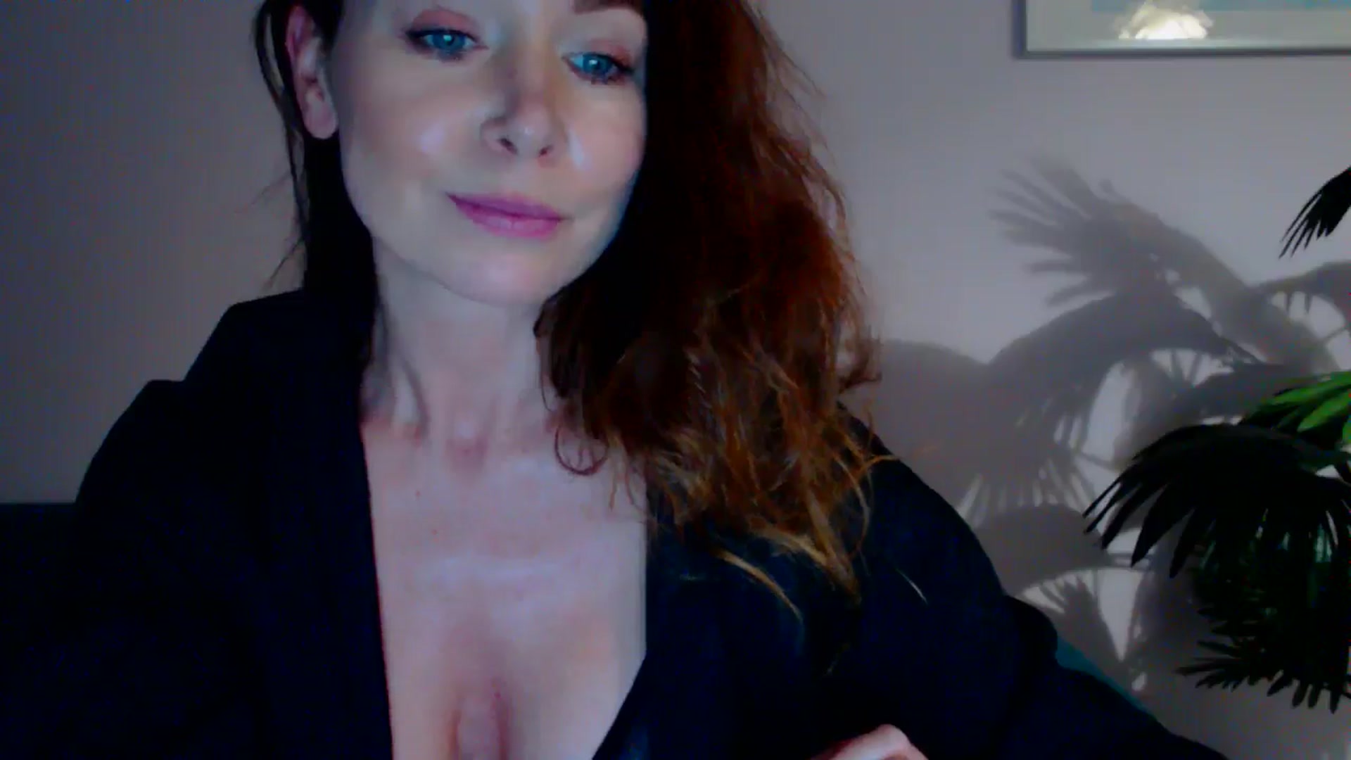 Gallery image thumbnail from Delilah_sweet's myfreecams stream on, 06/03/2024, 17:28 image 19 of 20
