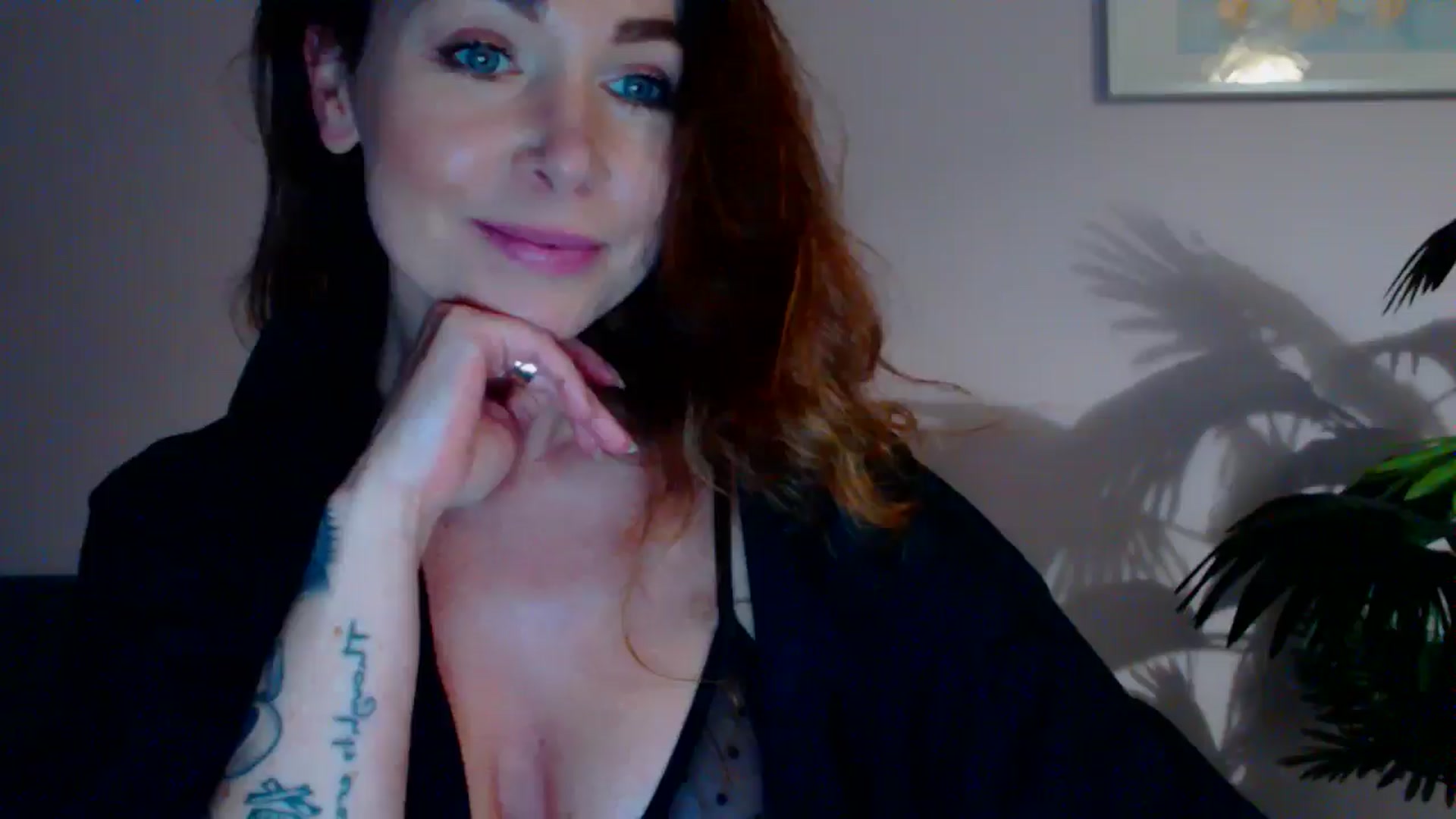 Gallery image thumbnail from Delilah_sweet's myfreecams stream on, 06/03/2024, 17:28 image 5 of 20