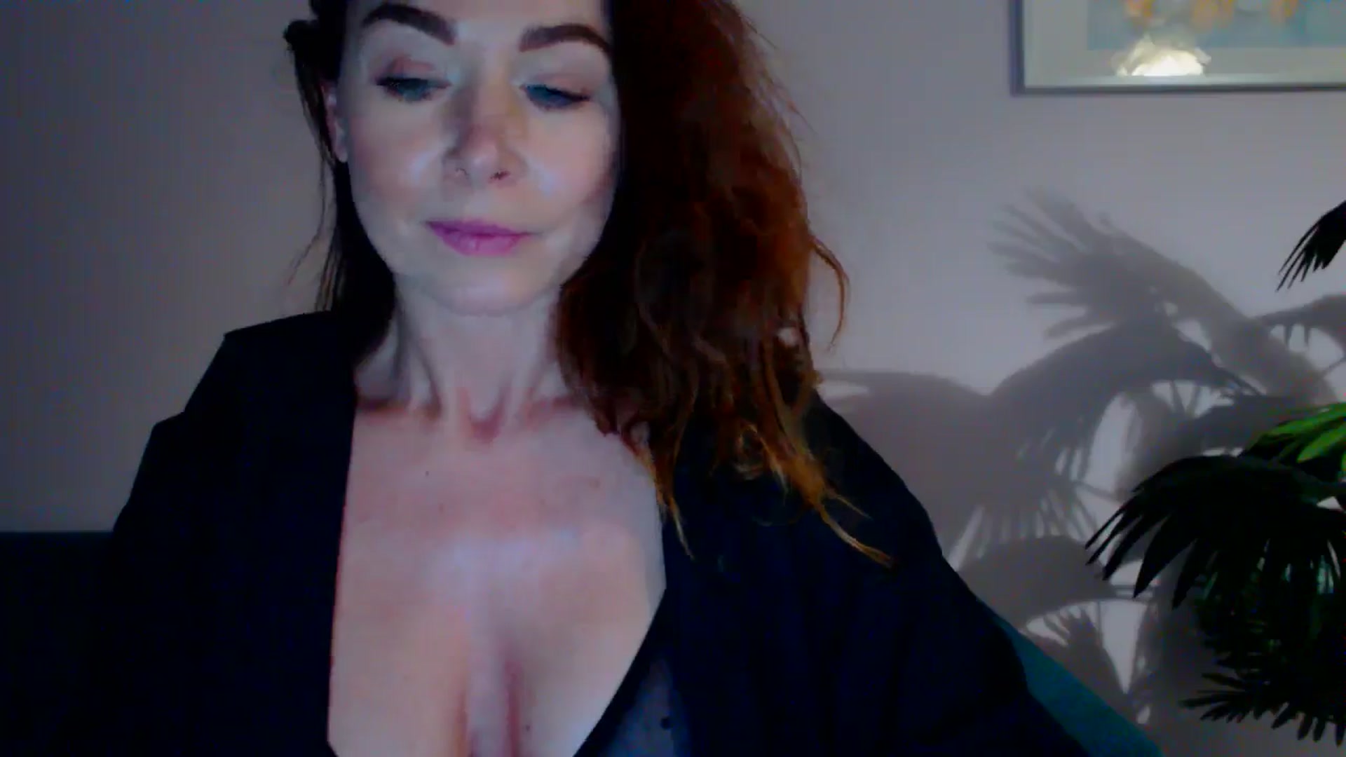 Gallery image thumbnail from Delilah_sweet's myfreecams stream on, 06/03/2024, 17:28 image 15 of 20