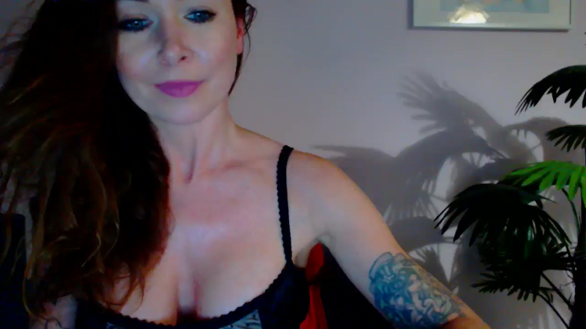 Gallery image thumbnail from Delilah_sweet's myfreecams stream on, 06/04/2024, 17:22 image 7 of 20