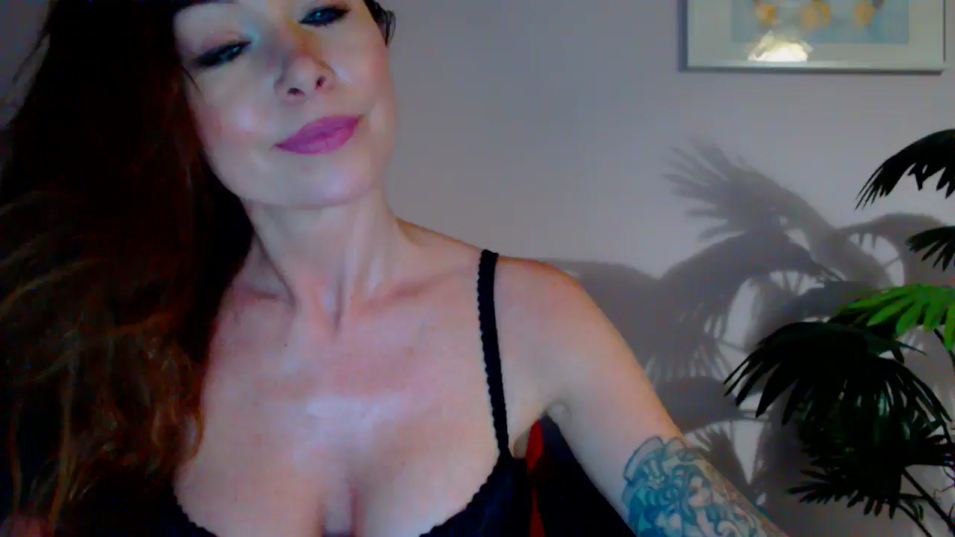 Gallery image thumbnail from Delilah_sweet's myfreecams stream on, 06/04/2024, 17:22 image 8 of 20