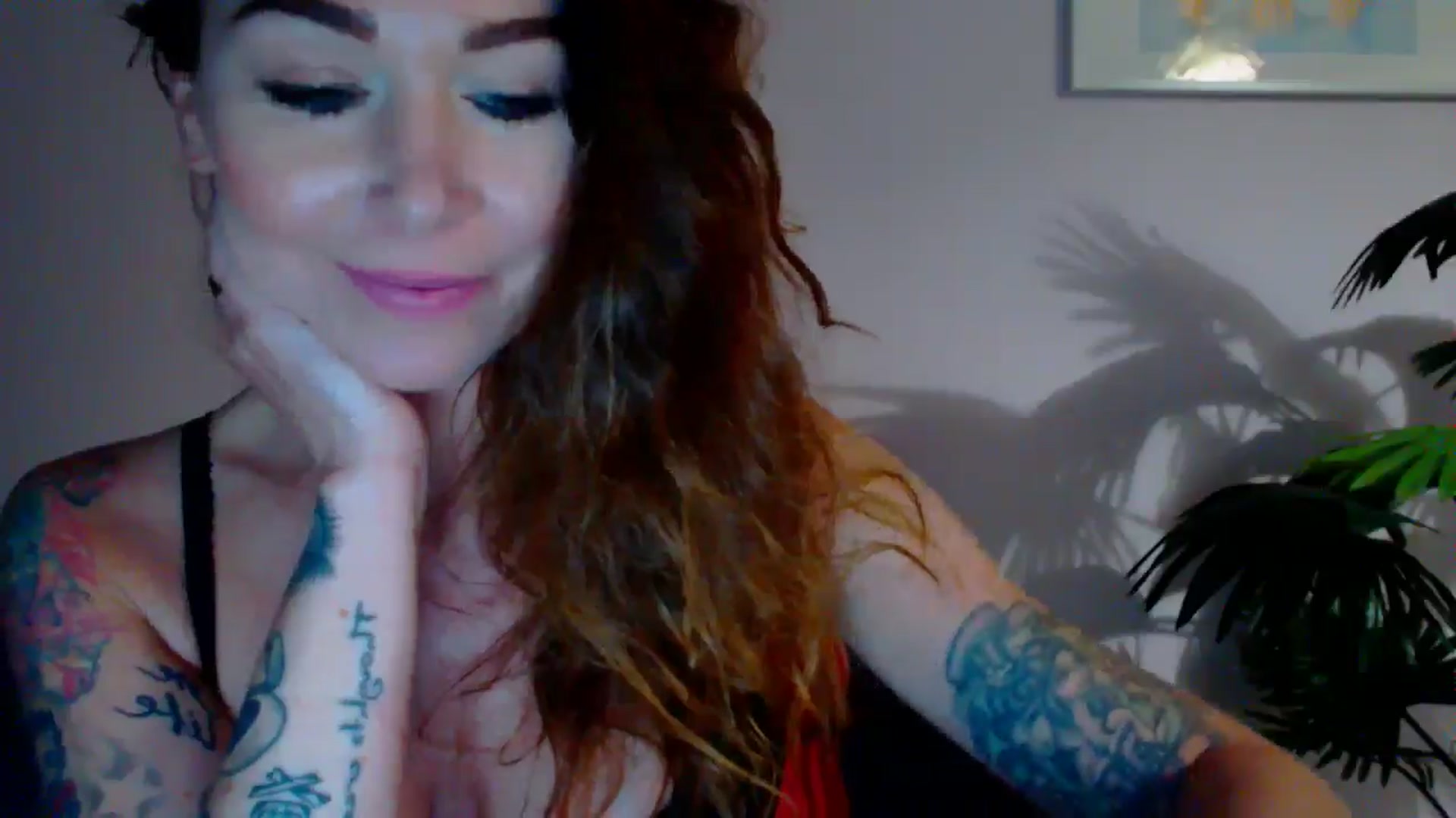 Gallery image thumbnail from Delilah_sweet's myfreecams stream on, 06/04/2024, 17:22 image 2 of 20