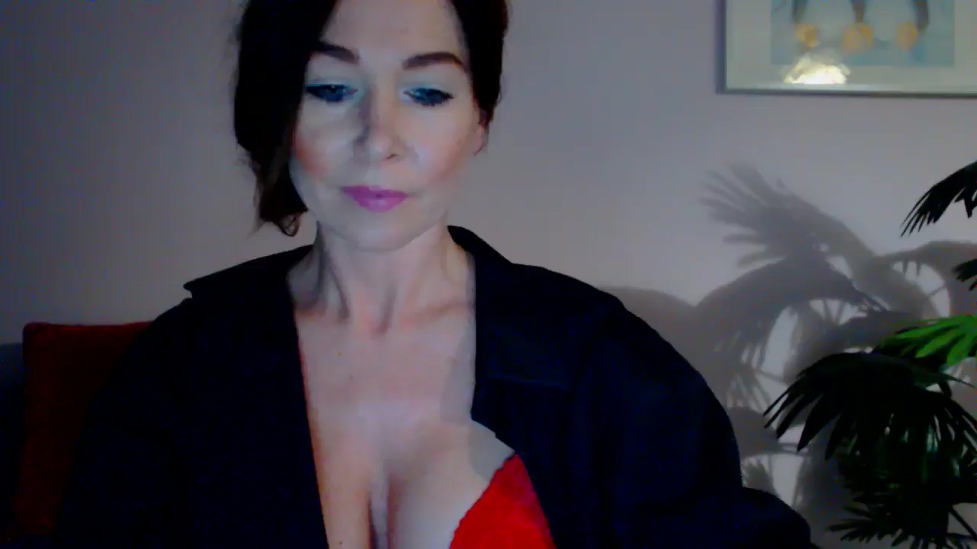 Gallery image thumbnail from Delilah_sweet's myfreecams stream on, 06/06/2024, 13:37 image 18 of 20