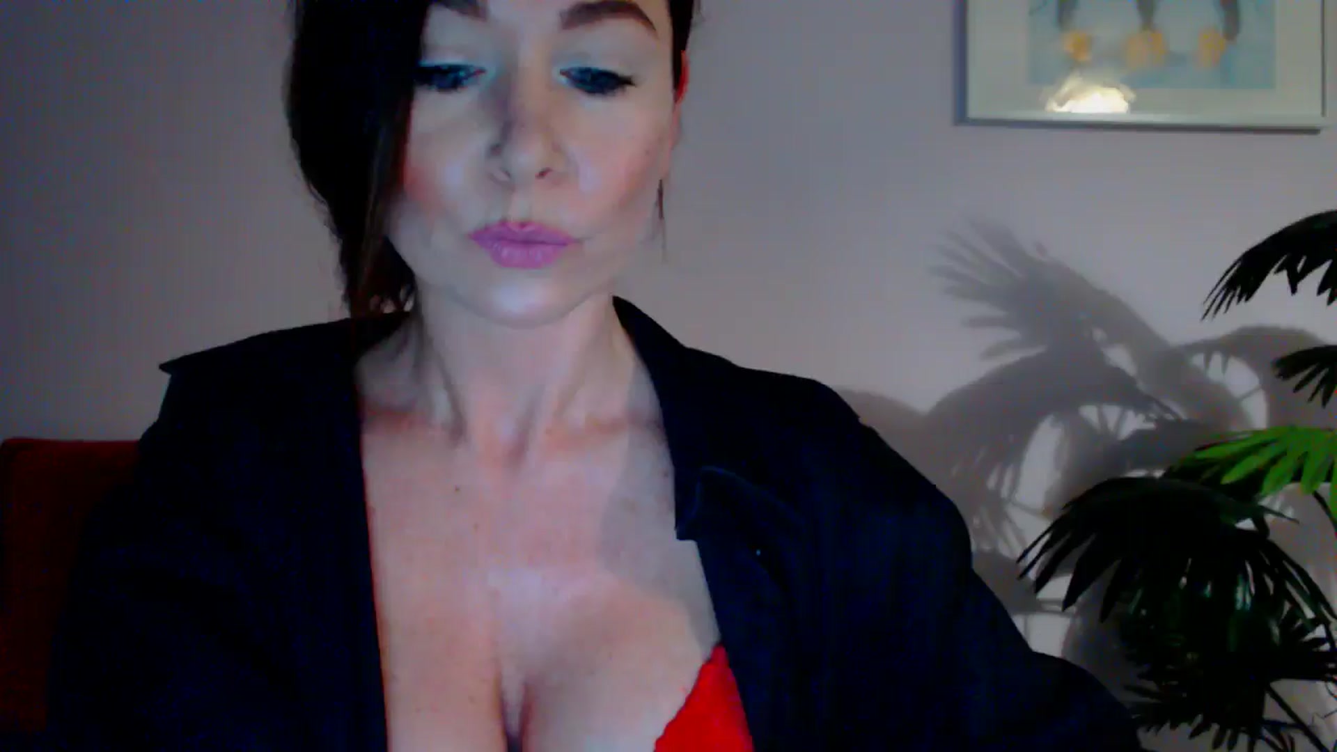 Gallery image thumbnail from Delilah_sweet's myfreecams stream on, 06/06/2024, 14:13 image 10 of 20