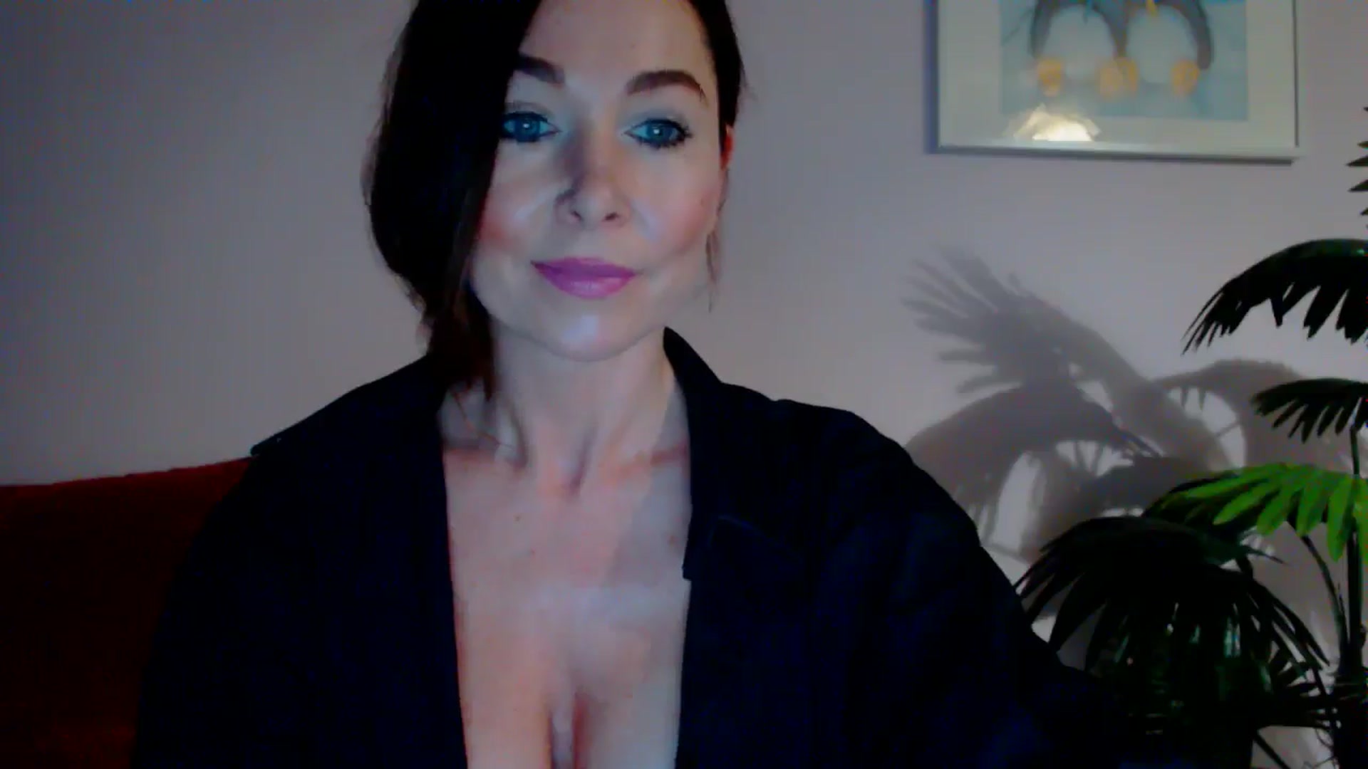 Gallery image thumbnail from Delilah_sweet's myfreecams stream on, 06/06/2024, 14:26 image 12 of 20