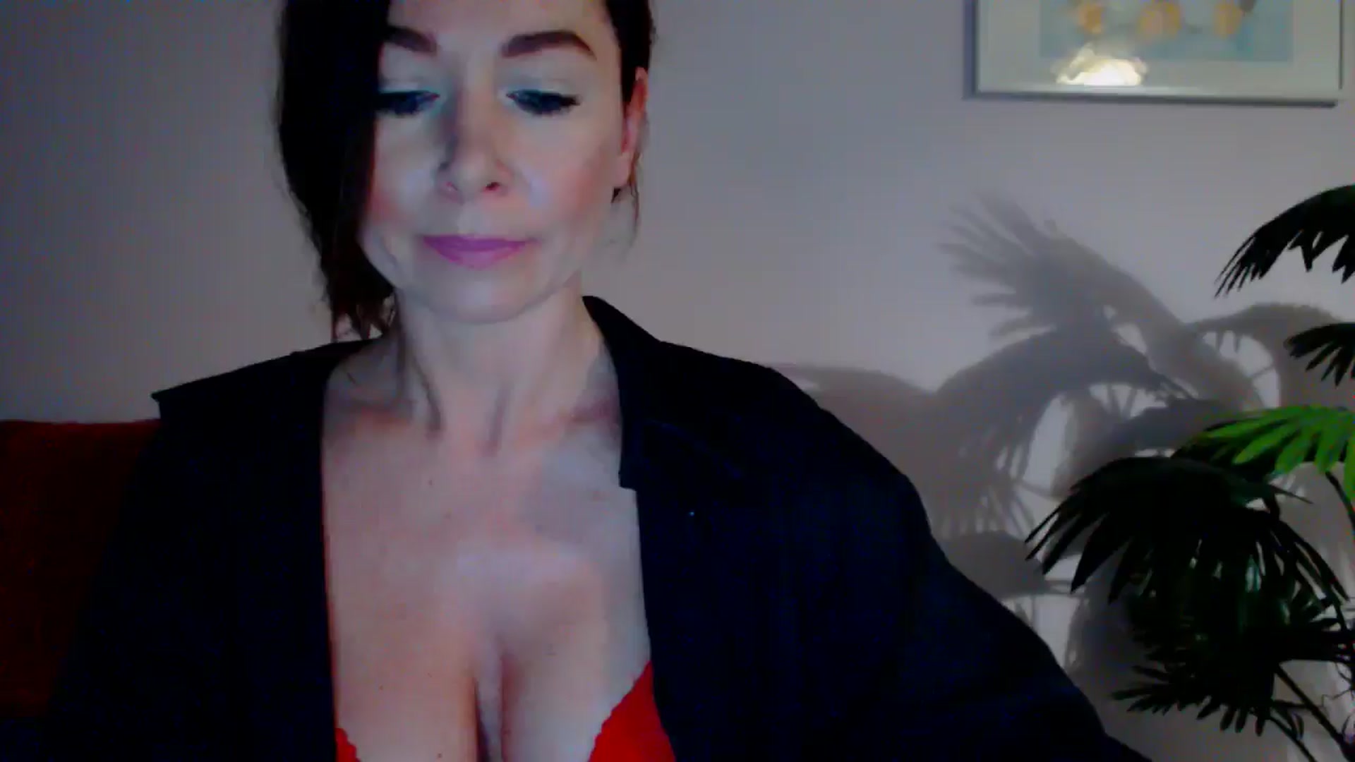Gallery image thumbnail from Delilah_sweet's myfreecams stream on, 06/06/2024, 14:26 image 1 of 20