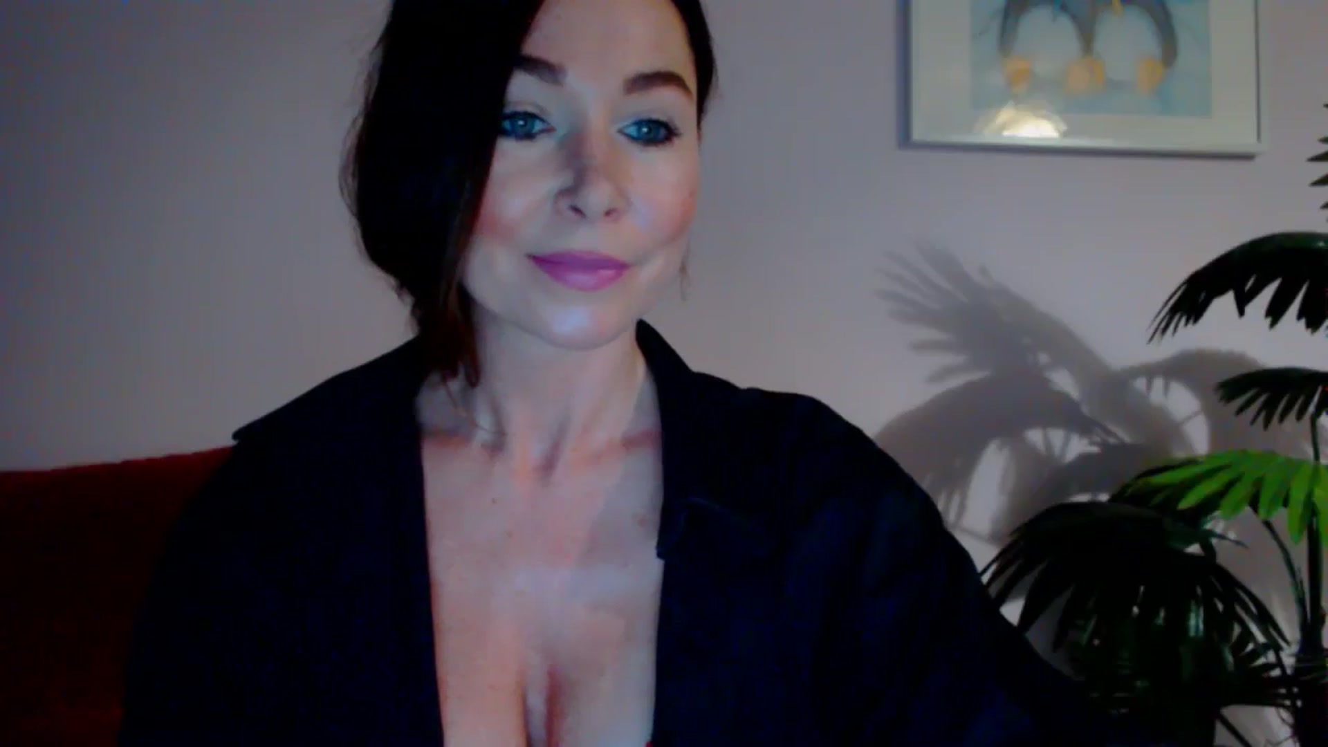 Gallery image thumbnail from Delilah_sweet's myfreecams stream on, 06/06/2024, 14:26 image 10 of 20