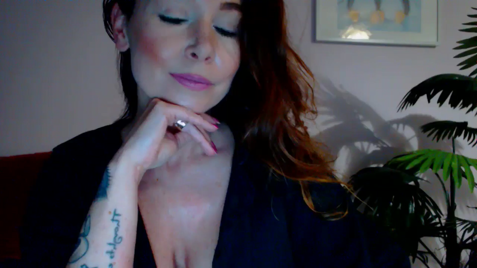 Gallery image thumbnail from Delilah_sweet's myfreecams stream on, 06/06/2024, 14:55 image 14 of 20