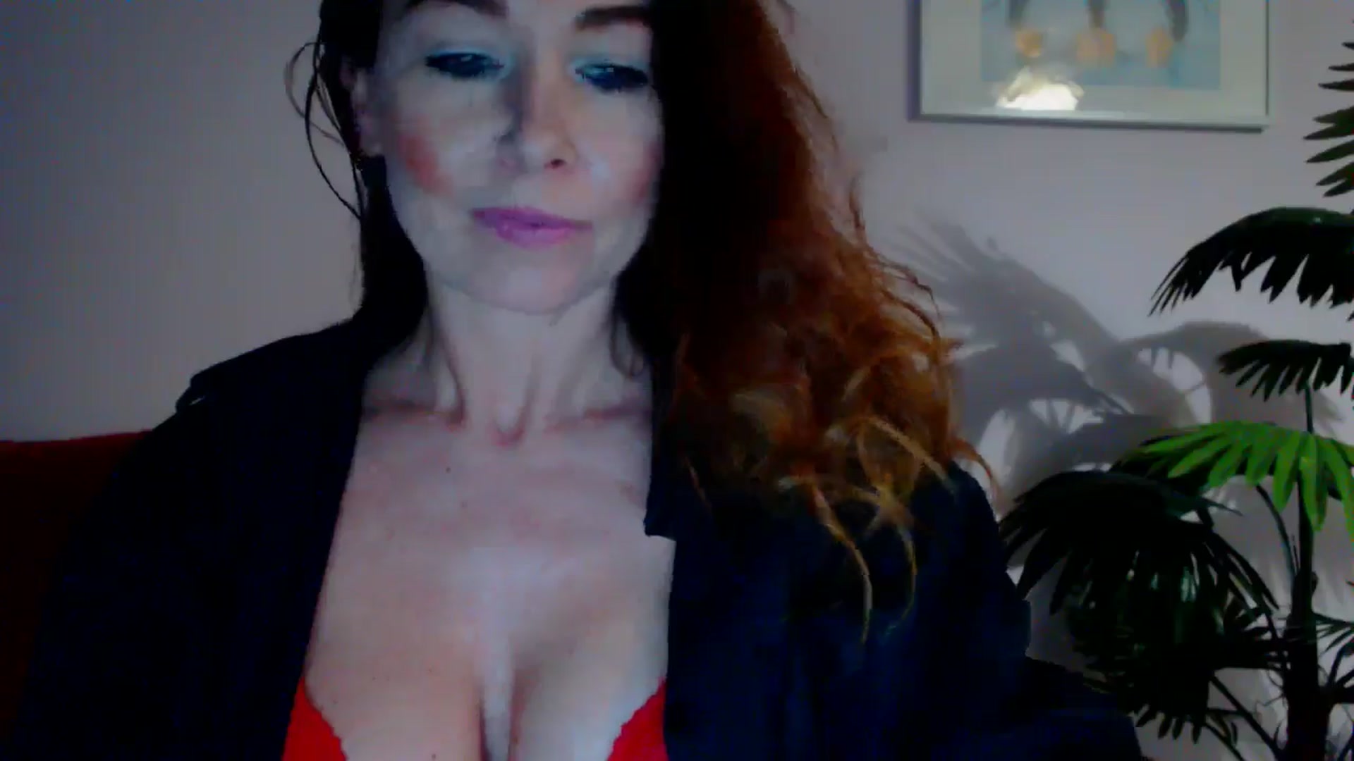 Gallery image thumbnail from Delilah_sweet's myfreecams stream on, 06/06/2024, 15:15 image 12 of 20