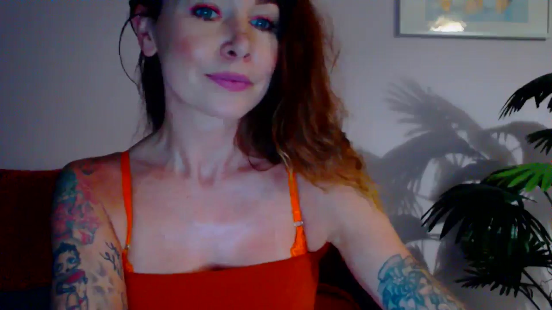 Gallery image thumbnail from Delilah_sweet's myfreecams stream on, 06/17/2024, 16:24 image 7 of 20