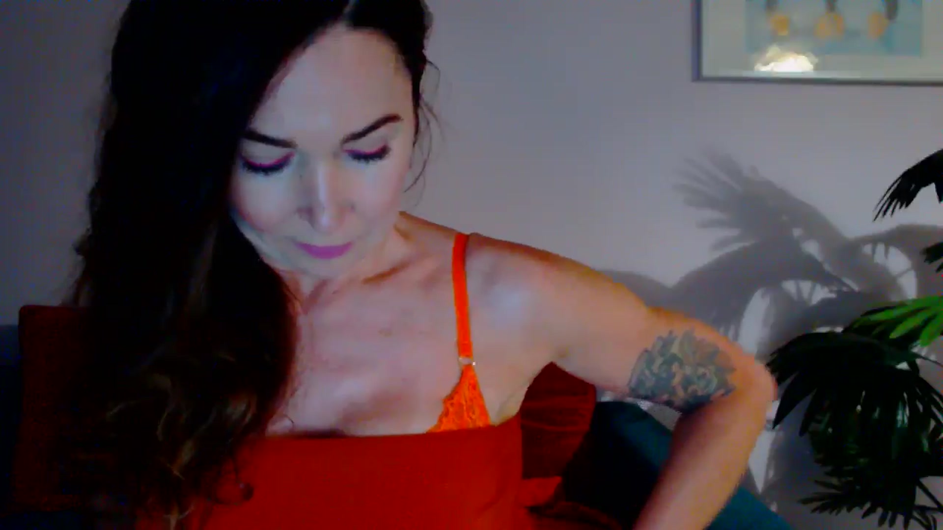 Gallery image thumbnail from Delilah_sweet's myfreecams stream on, 06/17/2024, 16:39 image 3 of 20