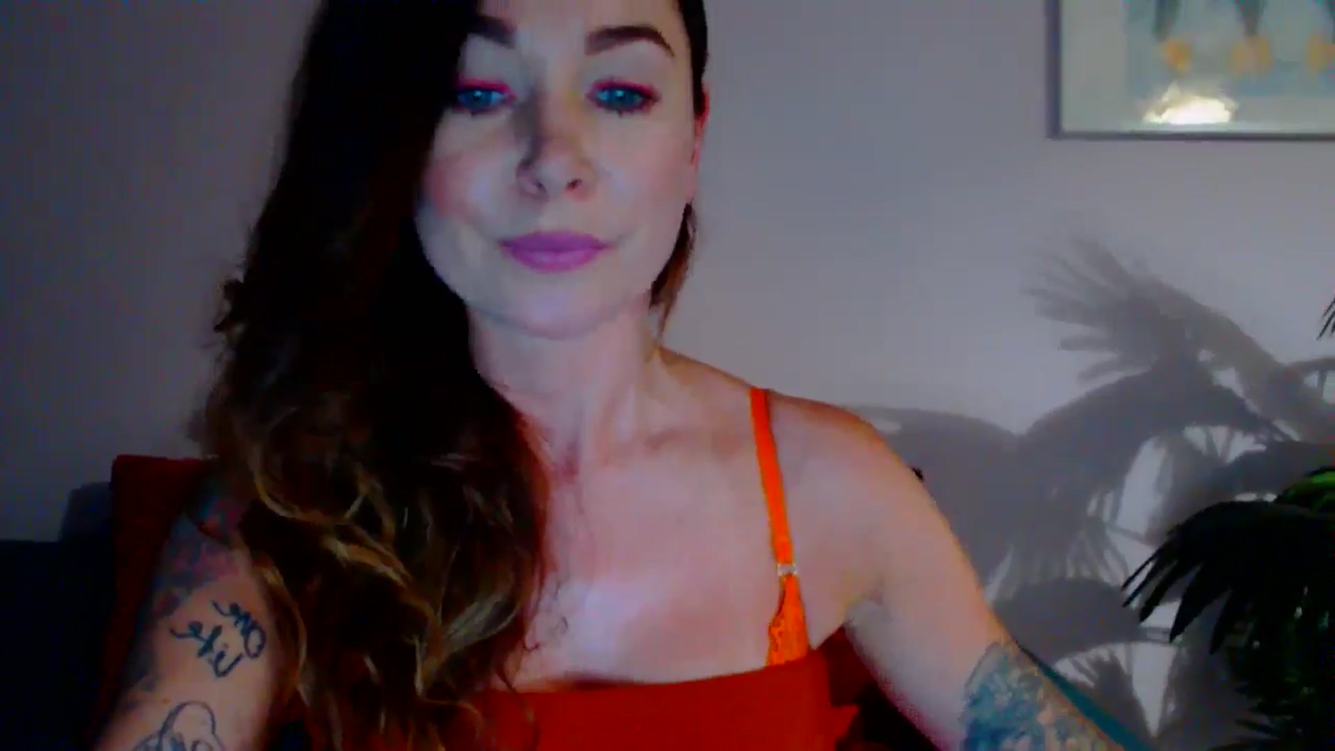 Gallery image thumbnail from Delilah_sweet's myfreecams stream on, 06/17/2024, 16:39 image 16 of 20