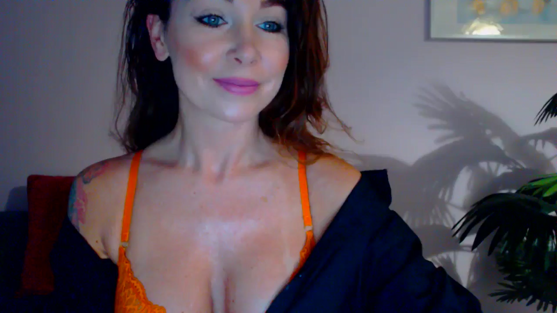 Gallery image thumbnail from Delilah_sweet's myfreecams stream on, 06/20/2024, 13:15 image 18 of 20