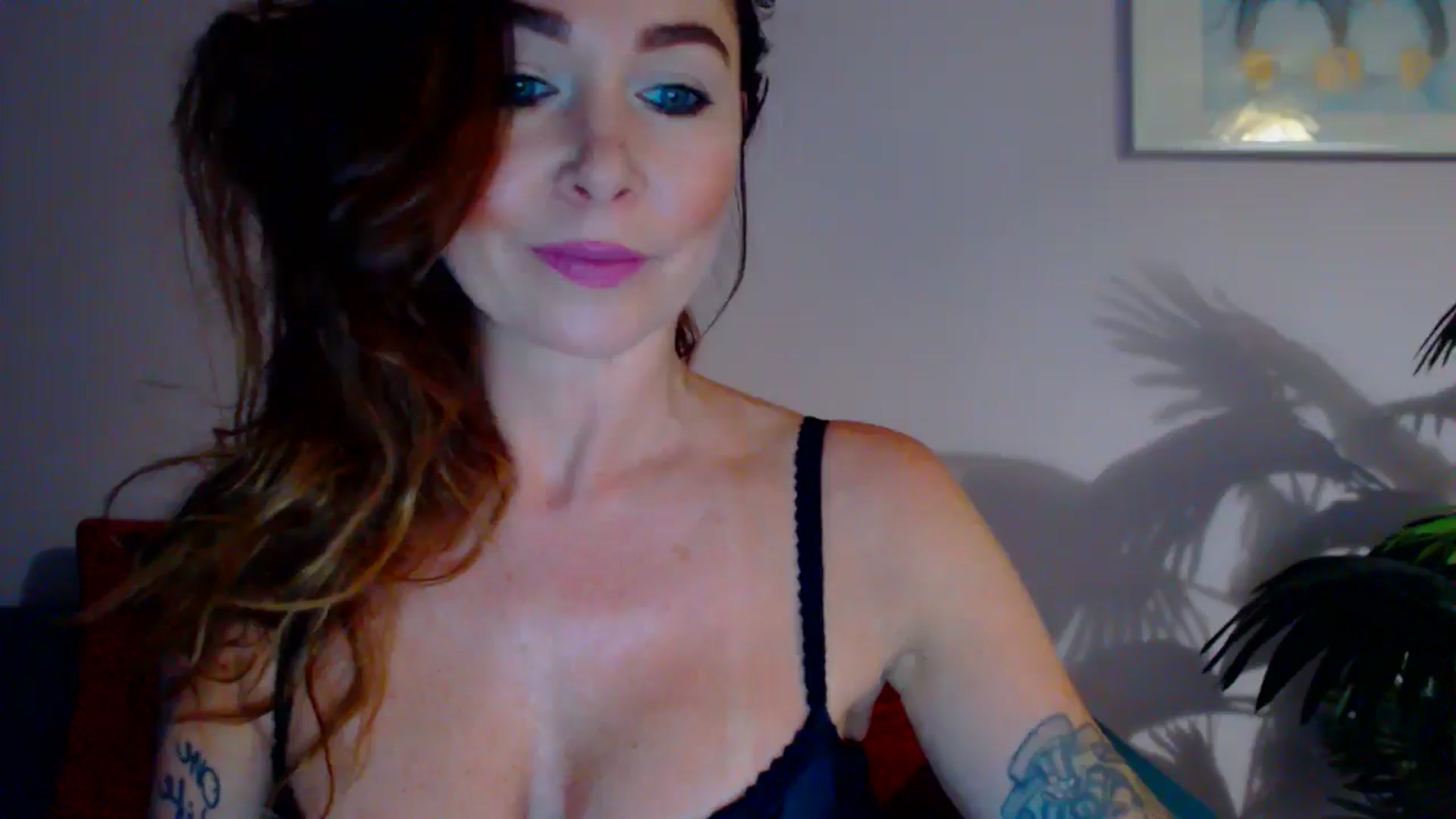 Gallery image thumbnail from Delilah_sweet's myfreecams stream on, 06/24/2024, 15:50 image 3 of 20