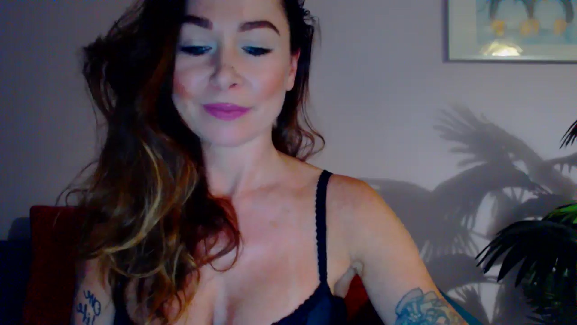 Gallery image thumbnail from Delilah_sweet's myfreecams stream on, 06/24/2024, 15:50 image 18 of 20