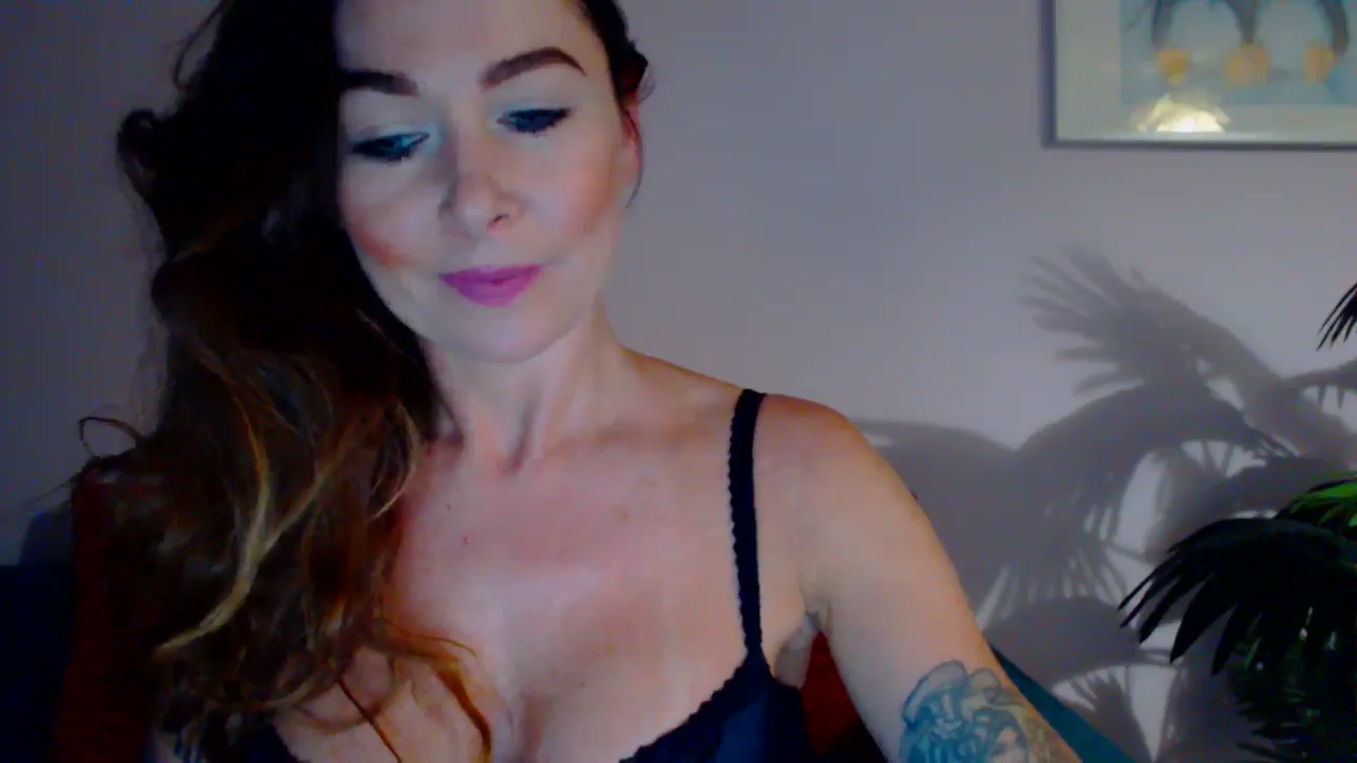 Gallery image thumbnail from Delilah_sweet's myfreecams stream on, 06/24/2024, 15:50 image 9 of 20