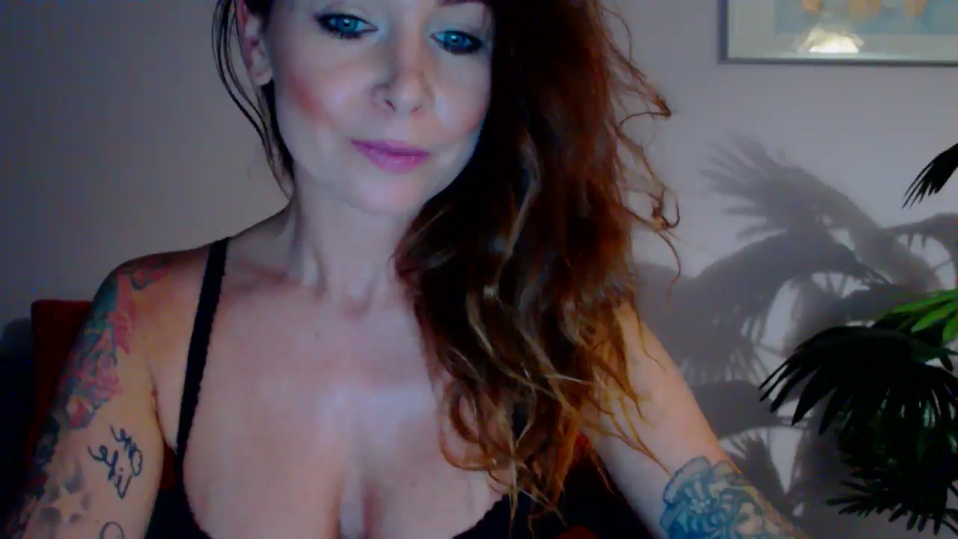 Gallery image thumbnail from Delilah_sweet's myfreecams stream on, 06/24/2024, 16:21 image 9 of 20