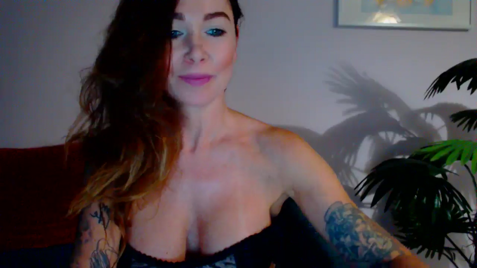 Gallery image thumbnail from Delilah_sweet's myfreecams stream on, 06/24/2024, 16:30 image 16 of 20