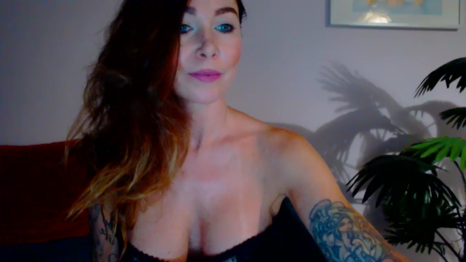 Gallery image thumbnail from Delilah_sweet's myfreecams stream on, 06/24/2024, 16:30 image 12 of 20